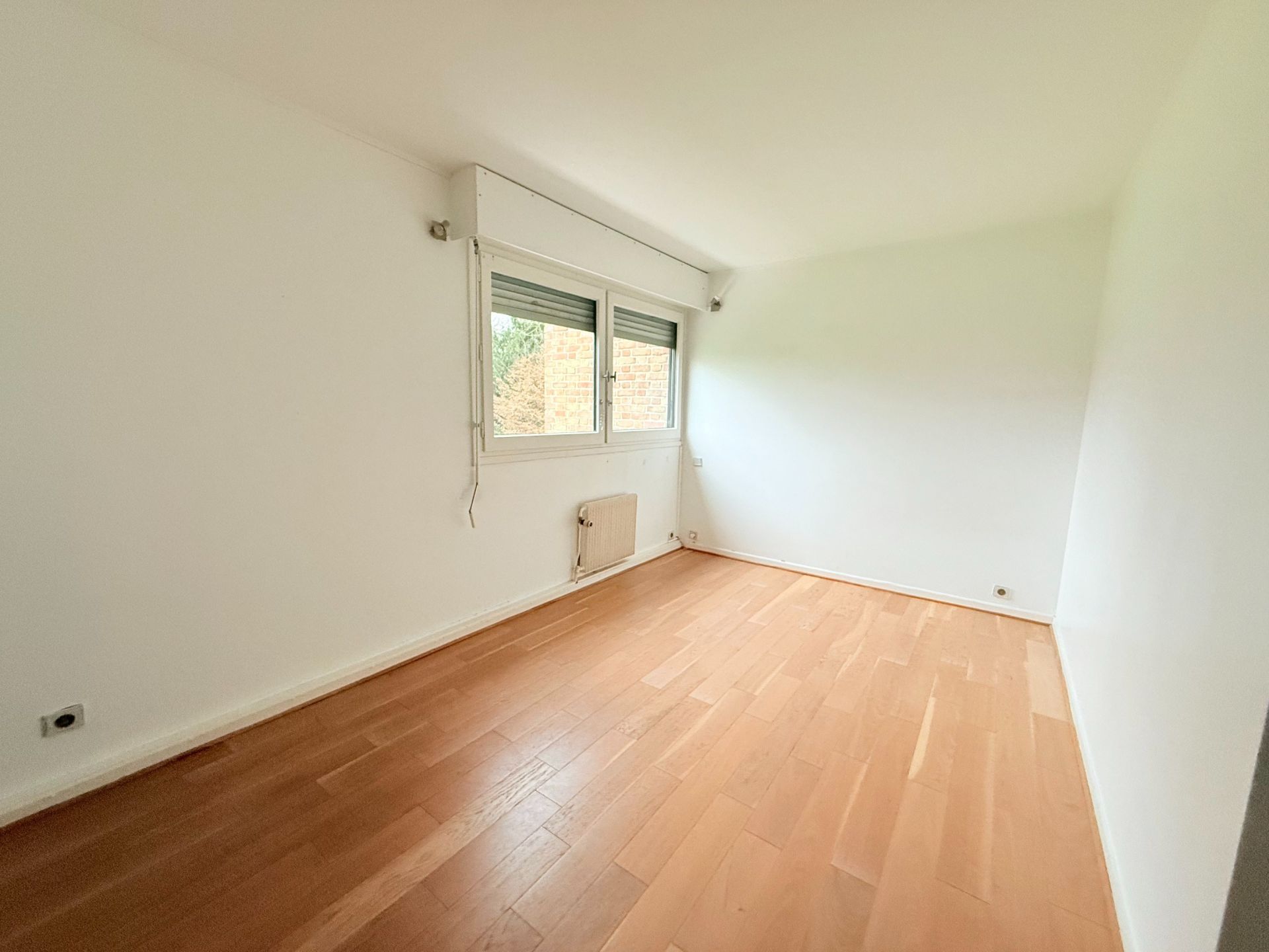 maison de luxe 7 Pièces en location sur CROIX (59170)