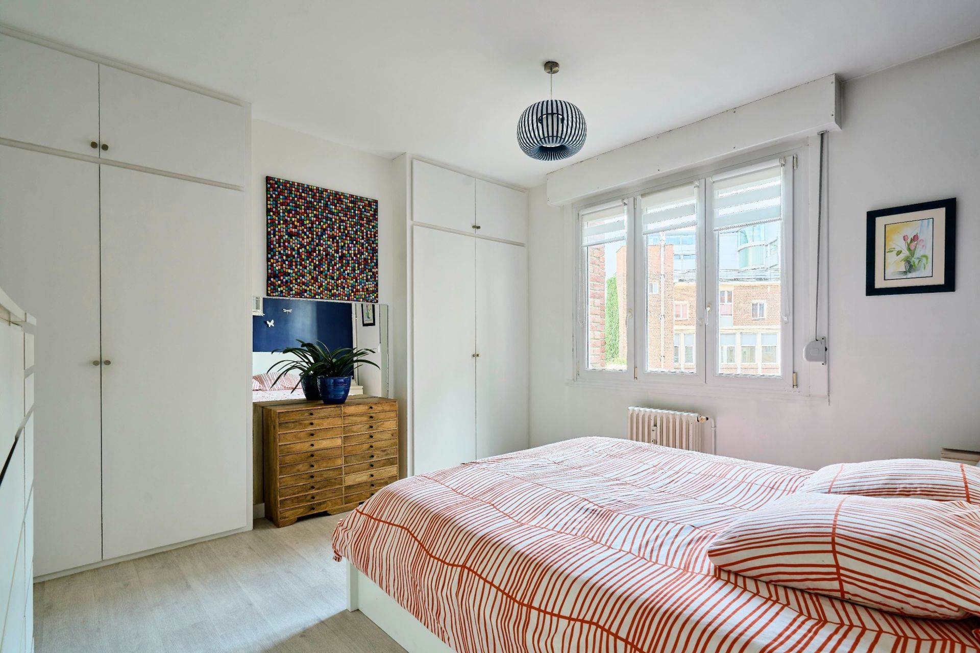 luxury apartment 4 Rooms for sale on LILLE (59800)