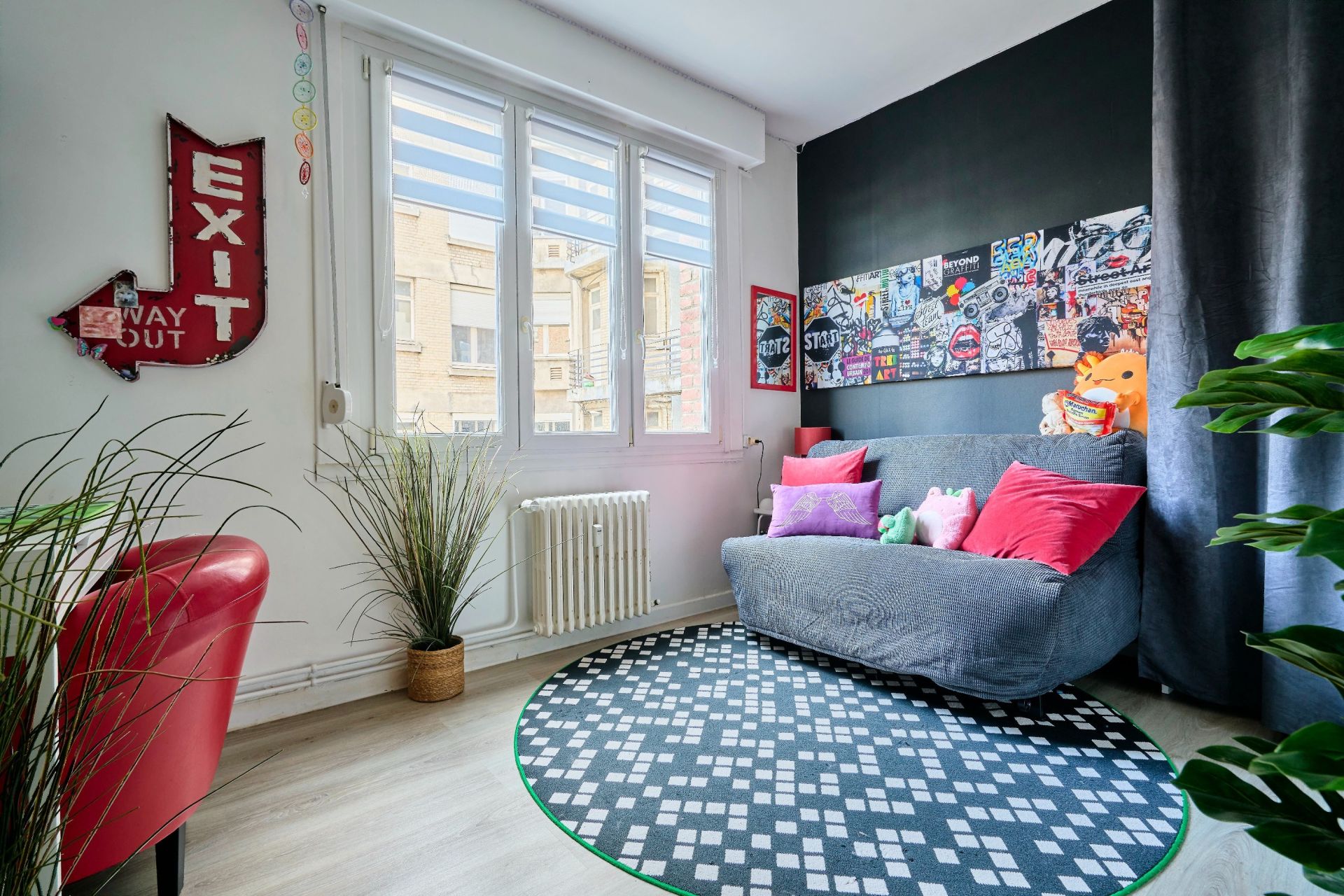 luxury apartment 4 Rooms for sale on LILLE (59800)