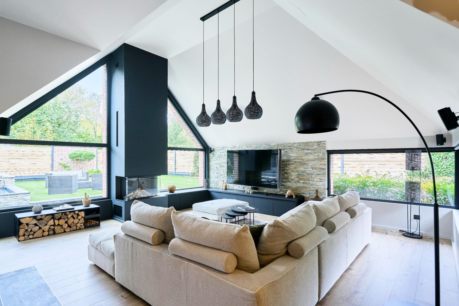 luxury house 12 Rooms for sale on DOUAI (59500)