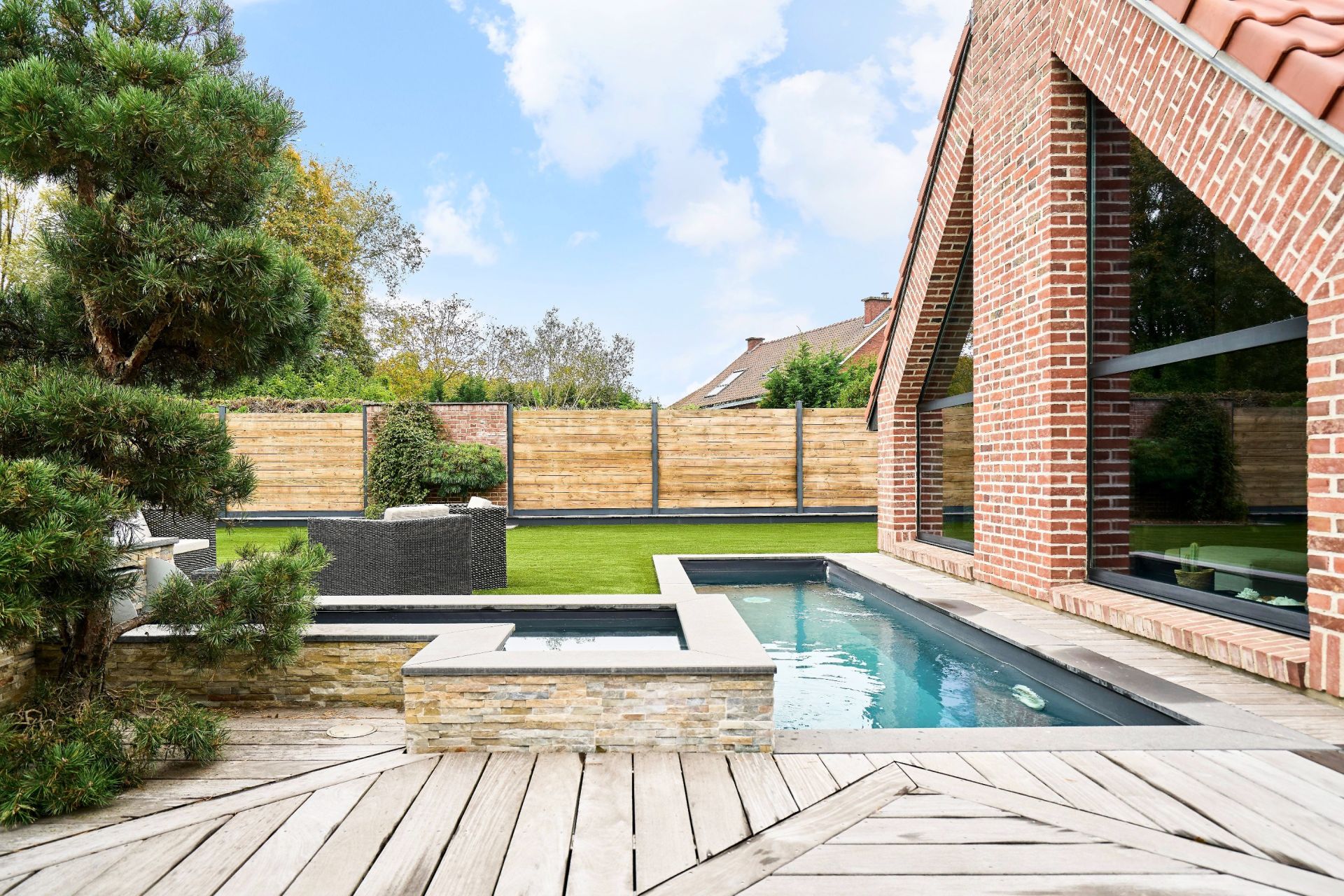 luxury house 12 Rooms for sale on DOUAI (59500)