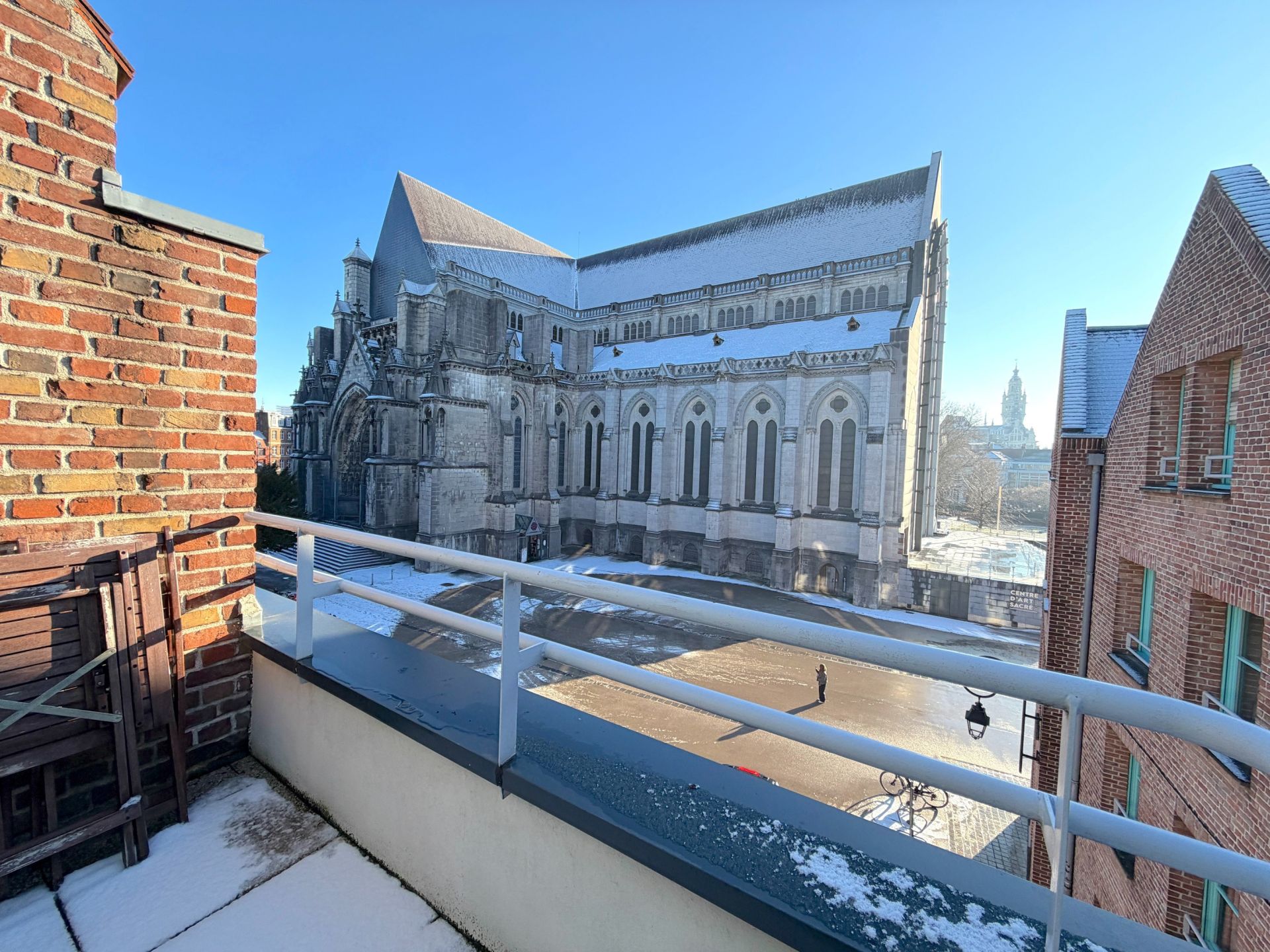 luxury apartment 4 Rooms for rent on LILLE (59800)