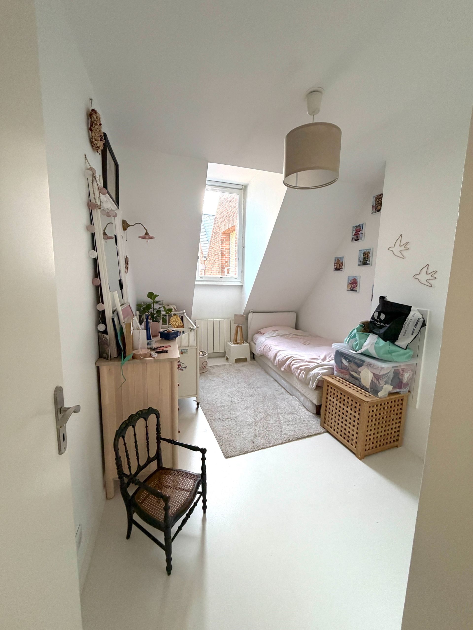 luxury apartment 4 Rooms for rent on LILLE (59800)