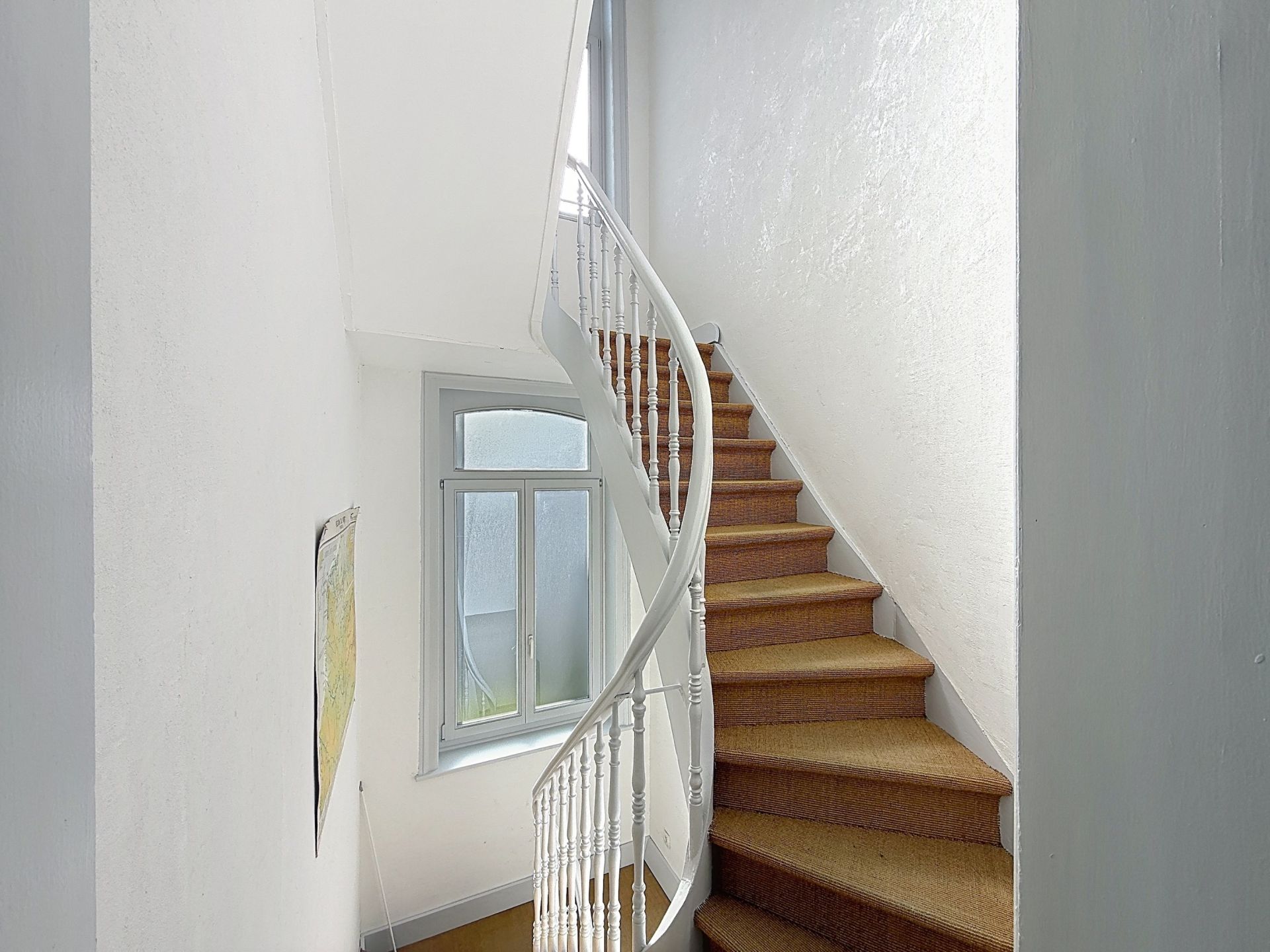 luxury house 8 Rooms for sale on LILLE (59800)