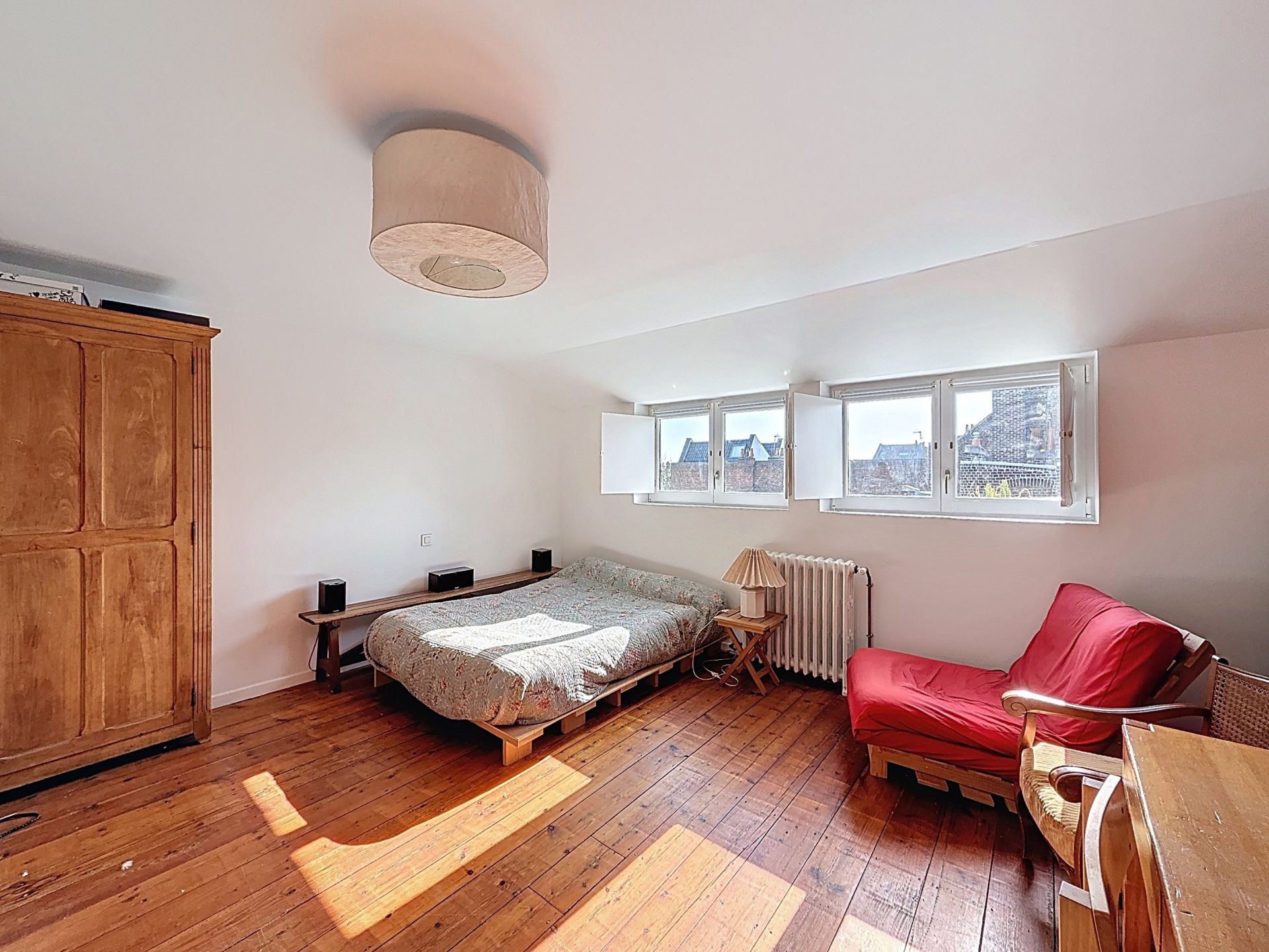 luxury house 8 Rooms for sale on LILLE (59800)