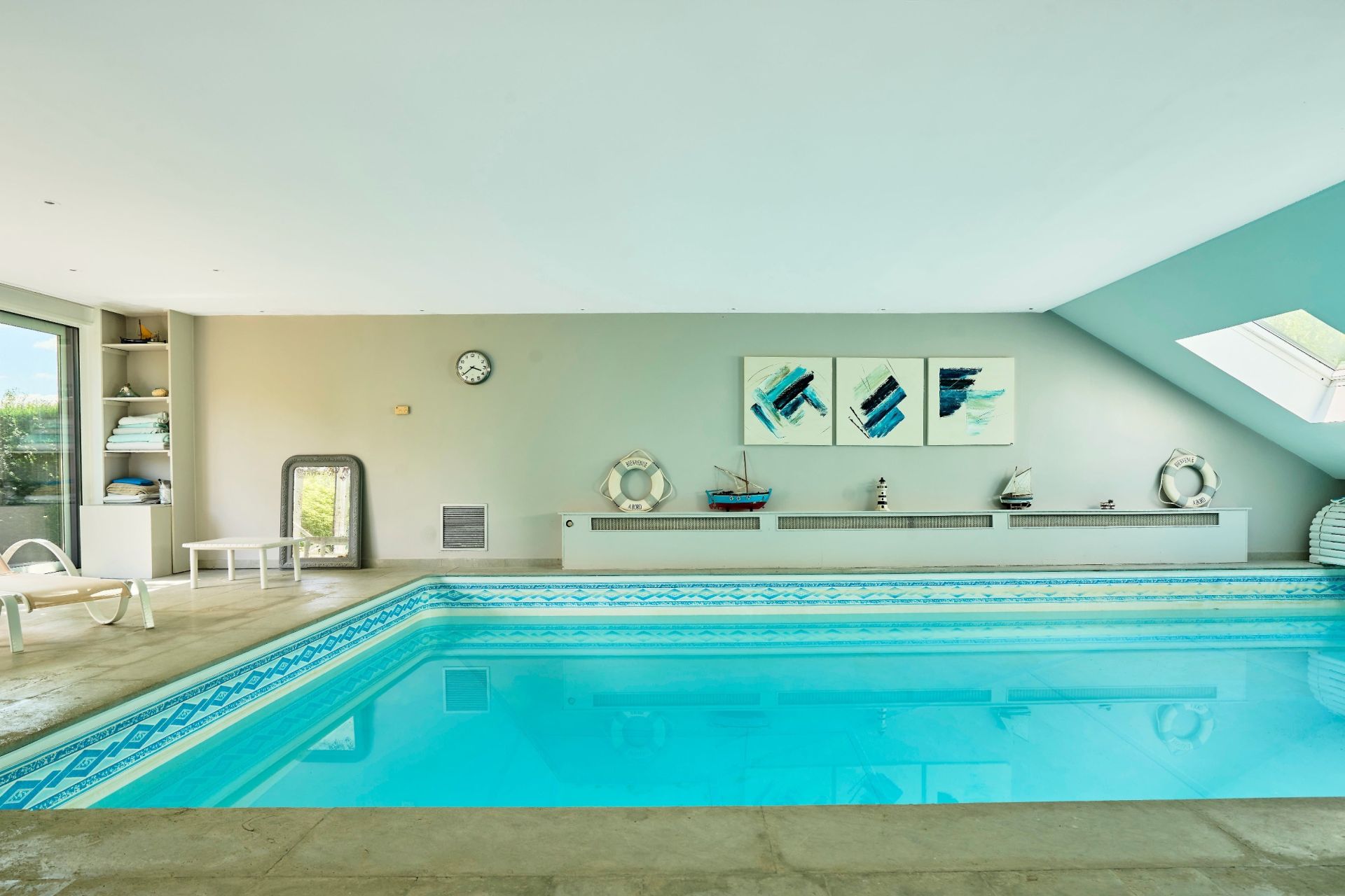 luxury house 11 Rooms for sale on MARCQ EN BAROEUL (59700)