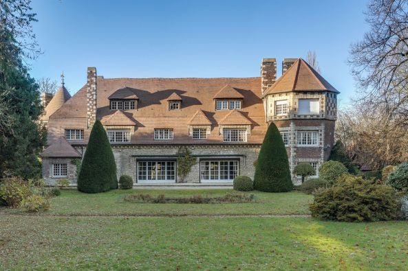 Vente Propriété de luxe Mouvaux 18&nbsp;Pièces 633&nbsp;m²