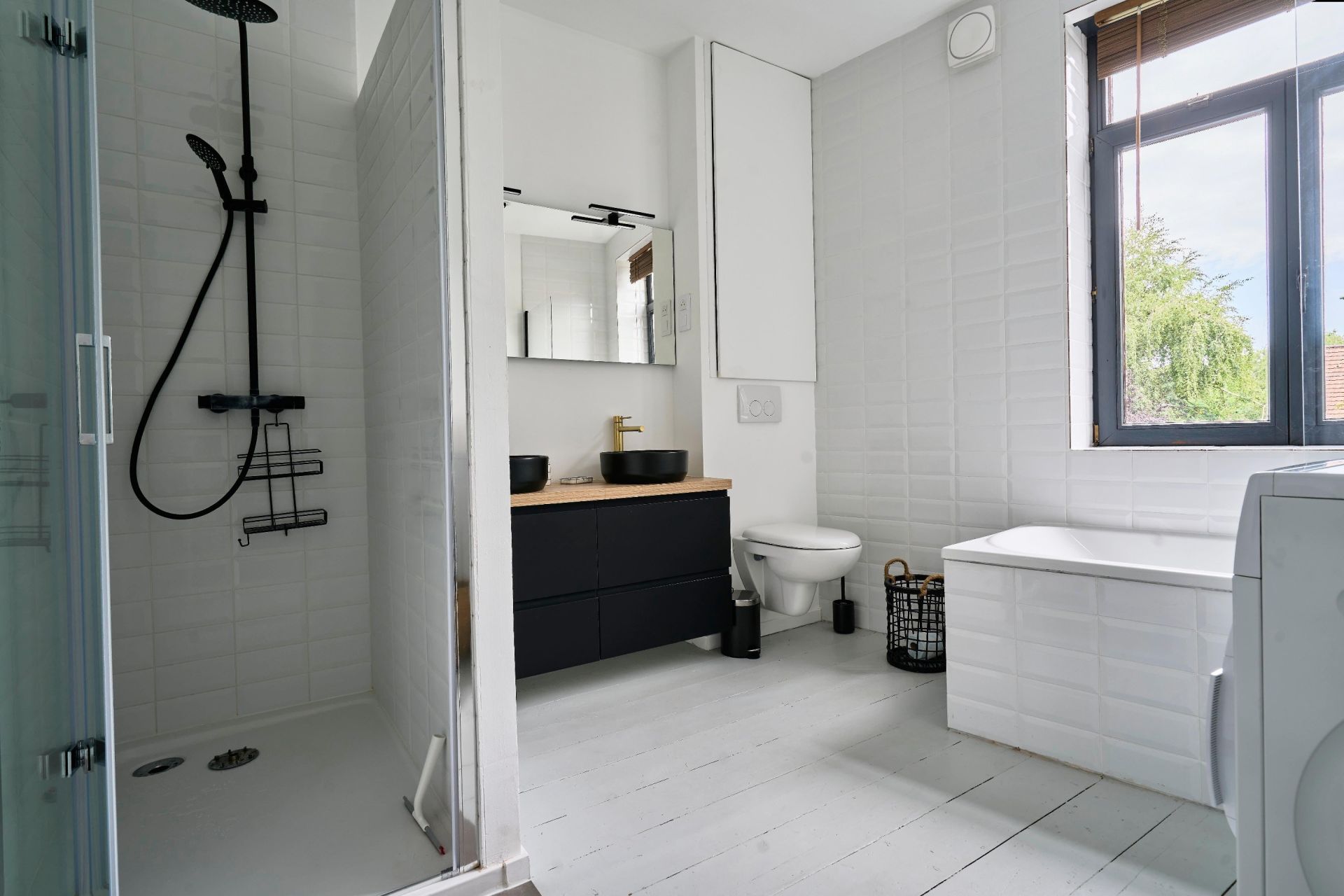 luxury house 4 Rooms for sale on MARCQ EN BAROEUL (59700)
