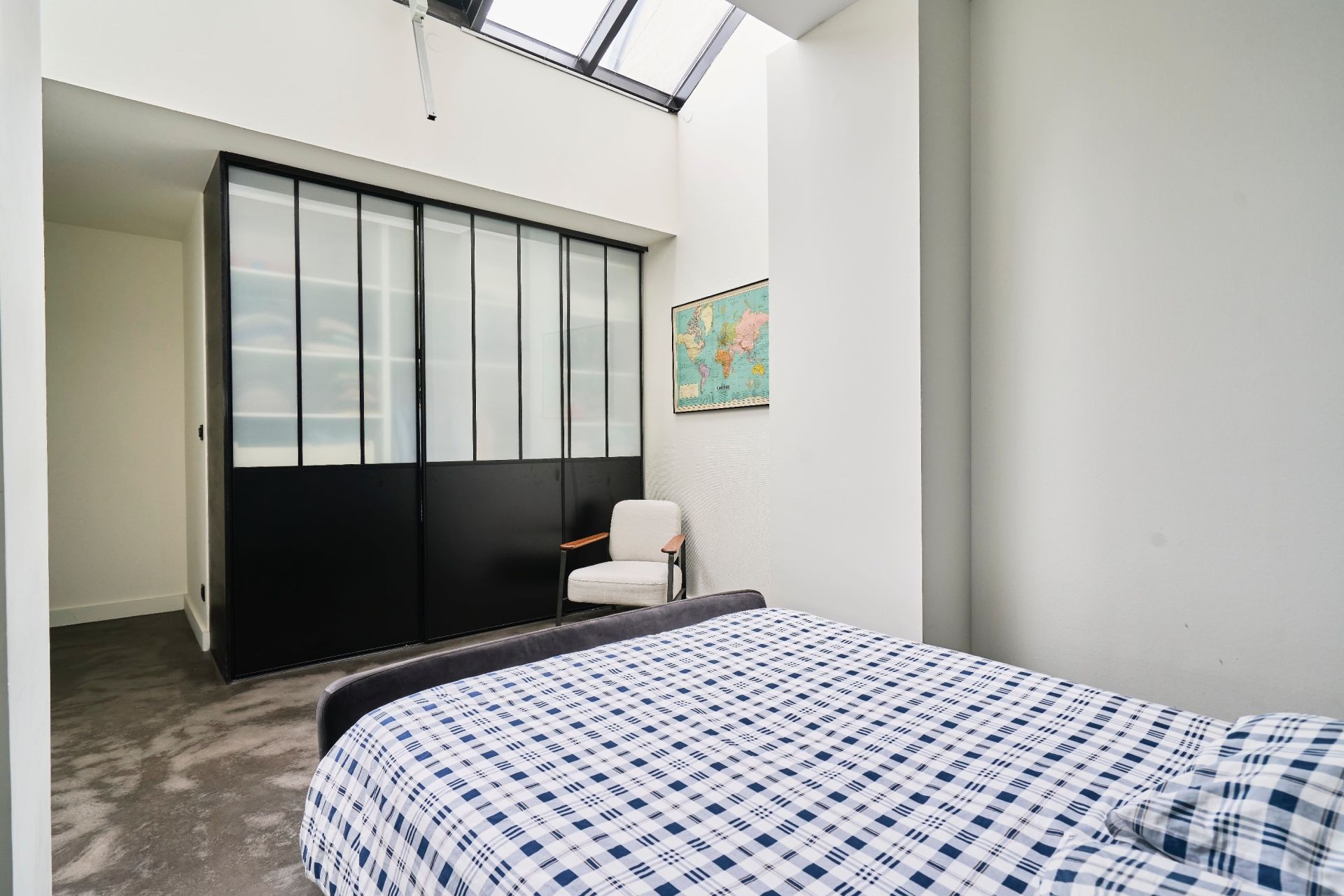 luxury apartment 10 Rooms for sale on LILLE (59000)