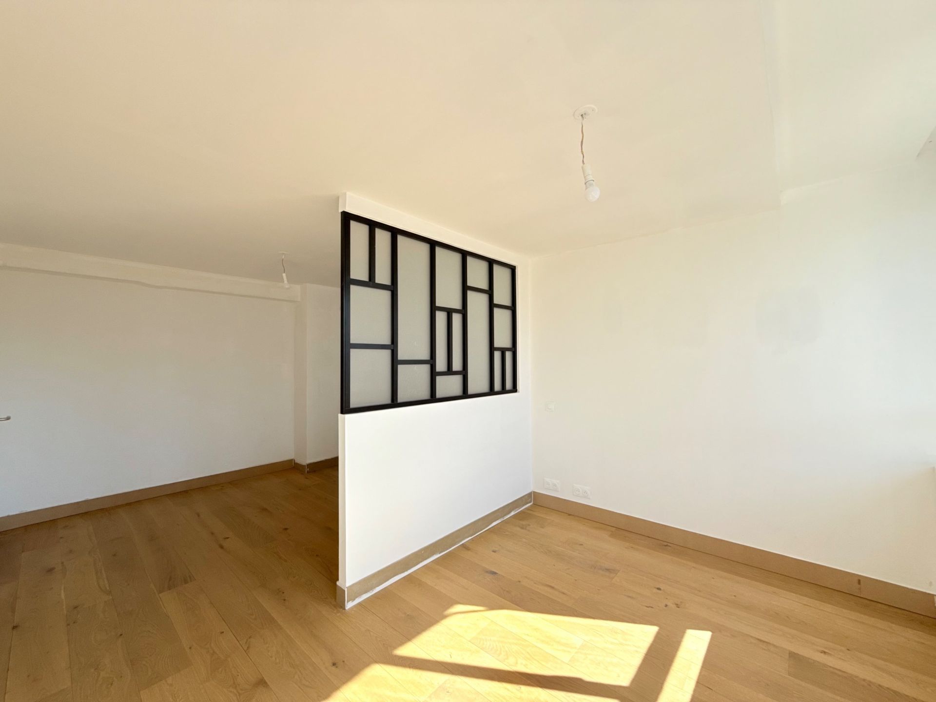 luxury apartment 3 Rooms for sale on LILLE (59000)