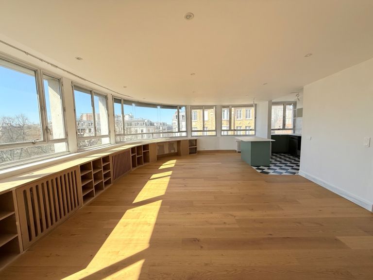 luxury apartment 3 Rooms for sale on LILLE (59000)