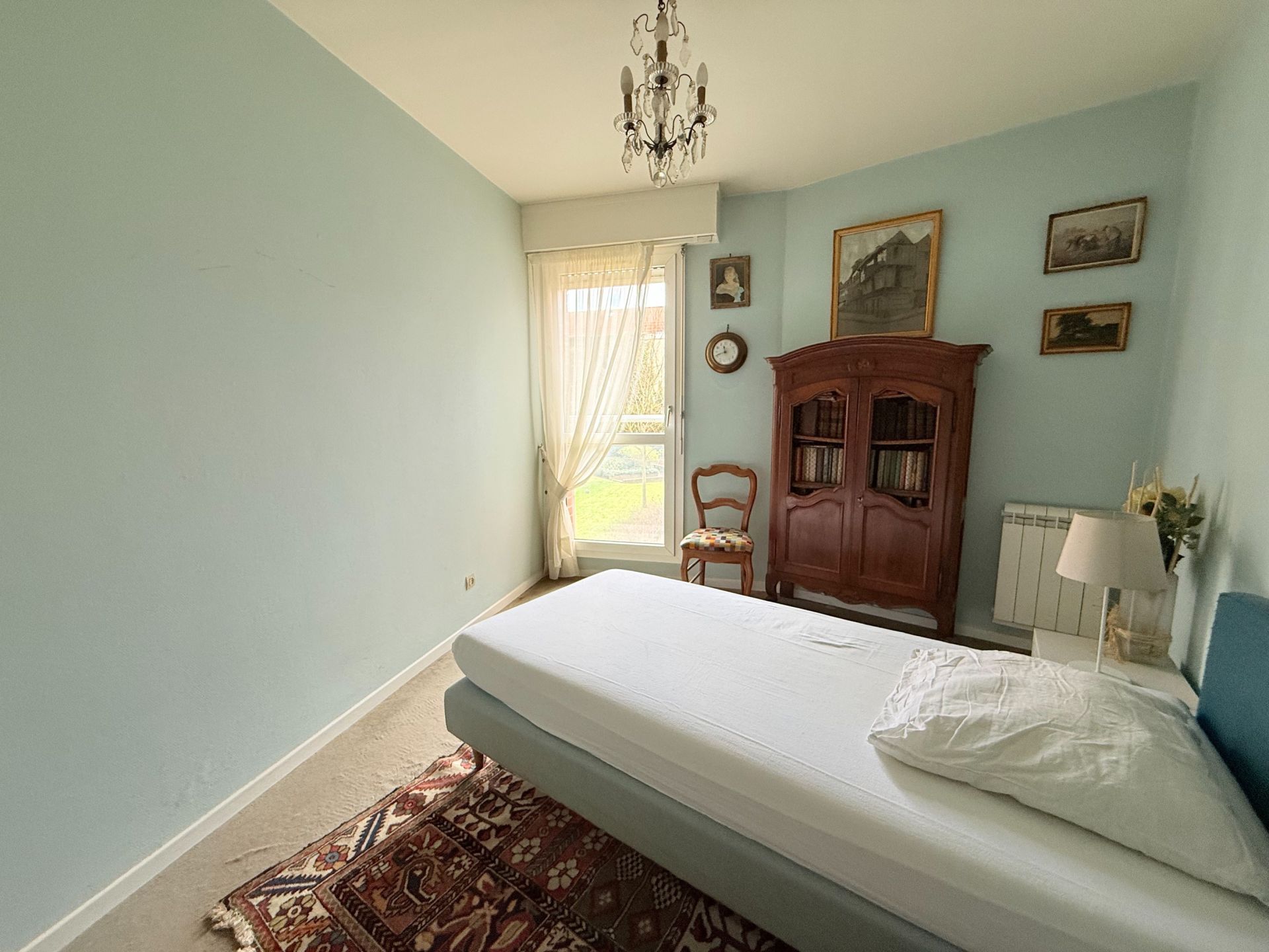 luxury apartment 5 Rooms for sale on LILLE (59800)