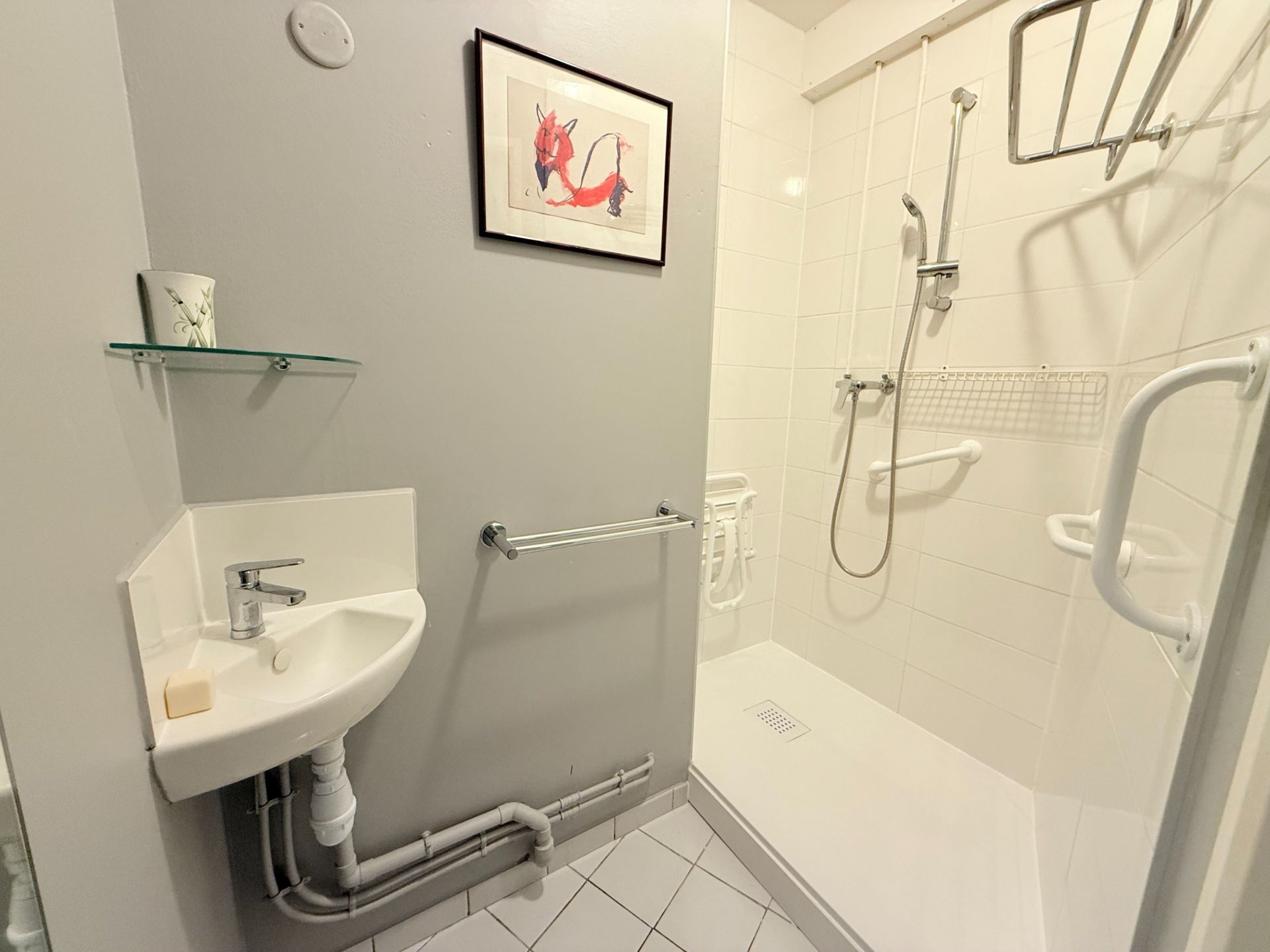 luxury apartment 5 Rooms for sale on LILLE (59800)