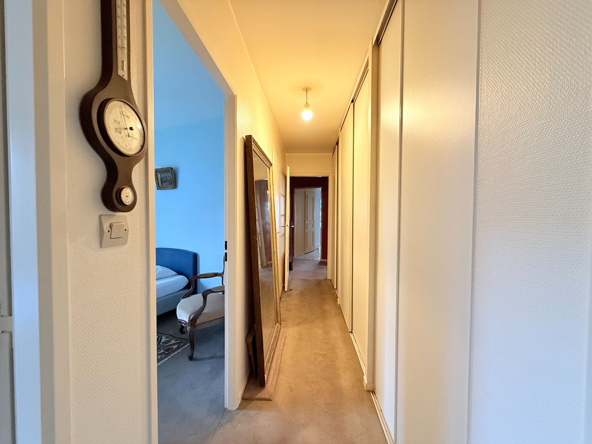 luxury apartment 5 Rooms for sale on LILLE (59800)