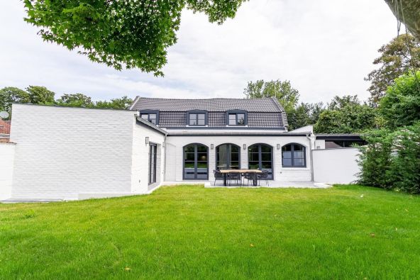 Location Maison de luxe Villeneuve-d'Ascq 7&nbsp;Pièces 183.94&nbsp;m²