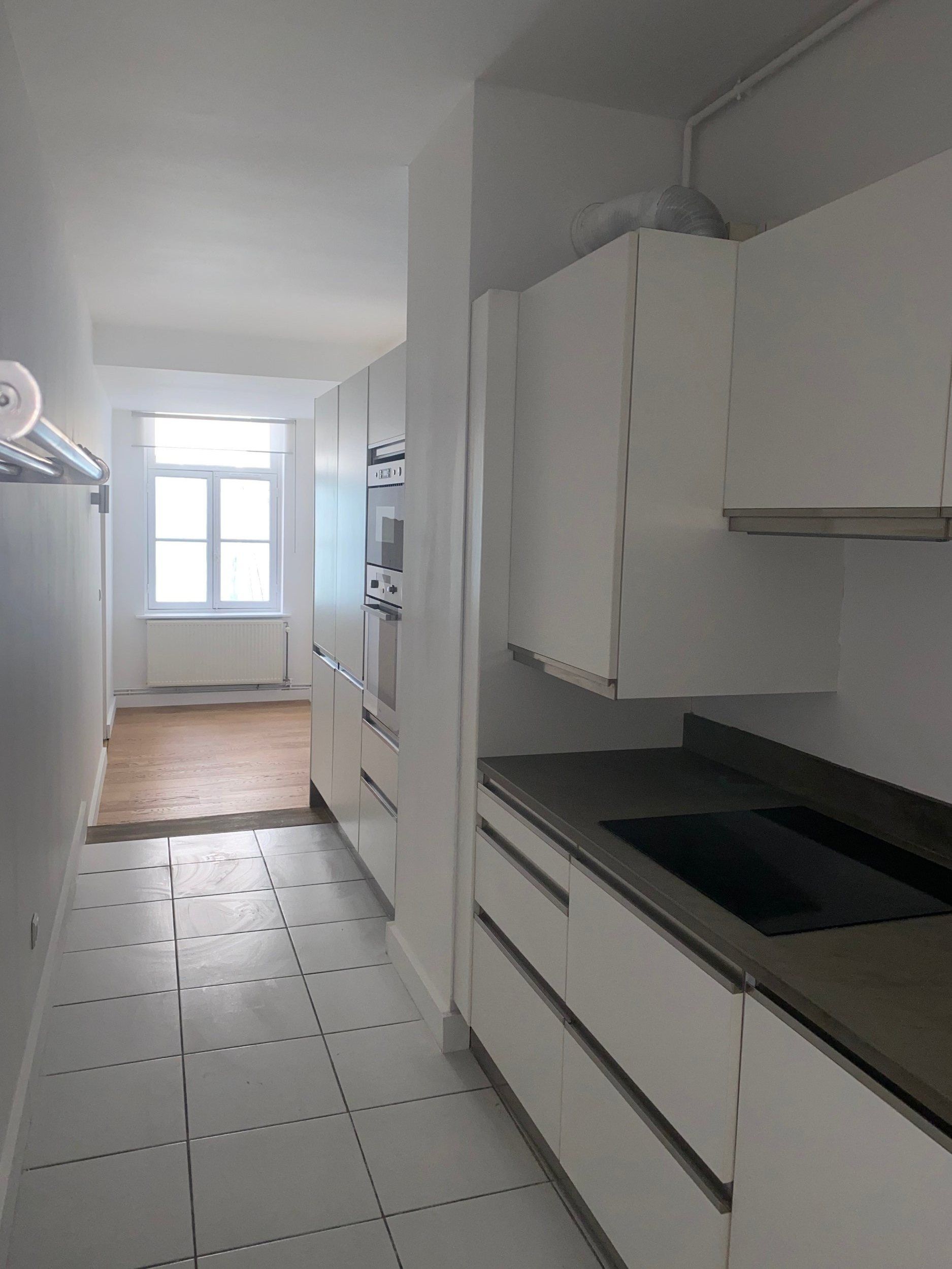 luxury apartment 5 Rooms for rent on LILLE (59800)