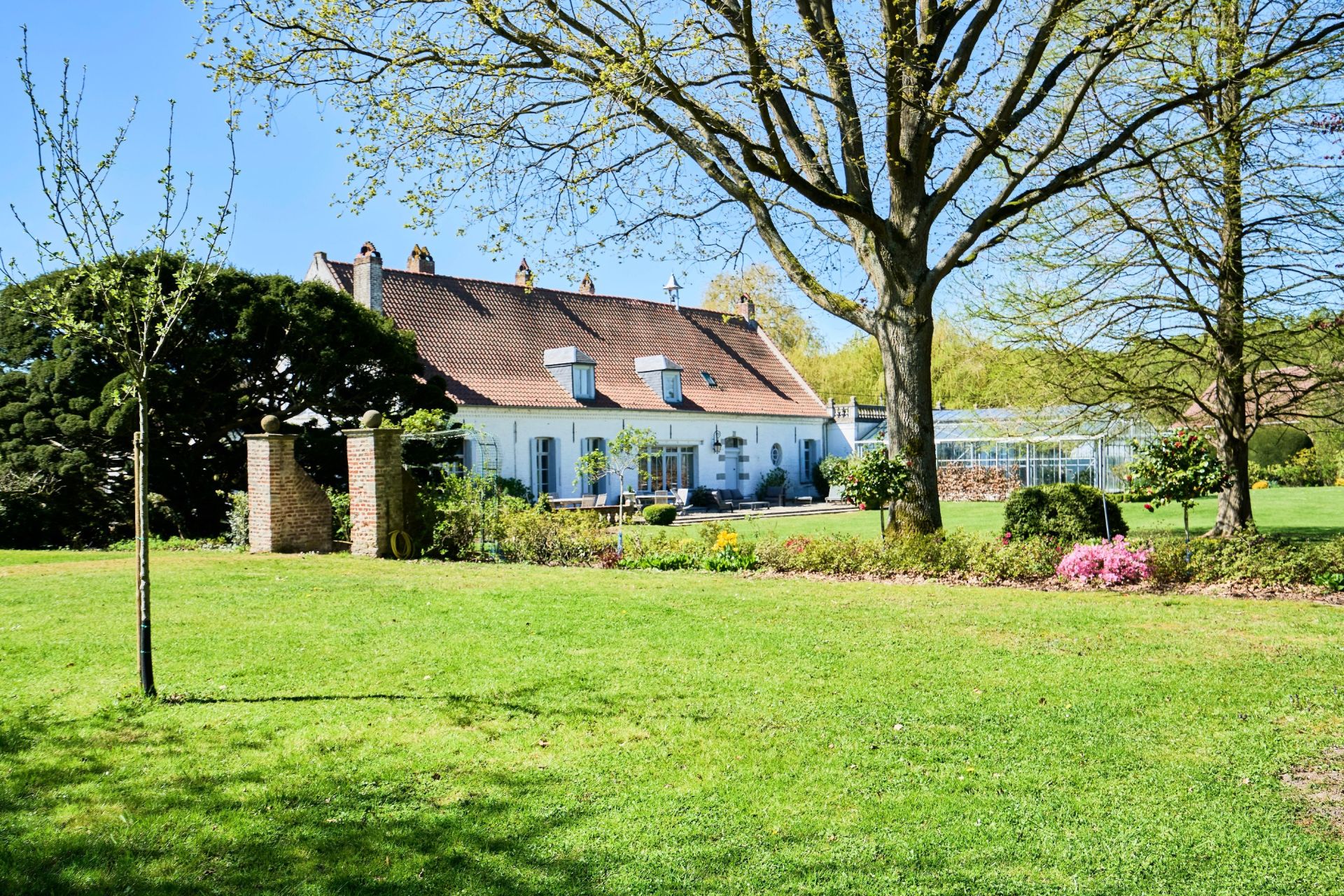 luxury house 20 Rooms for sale on LECELLES (59226)