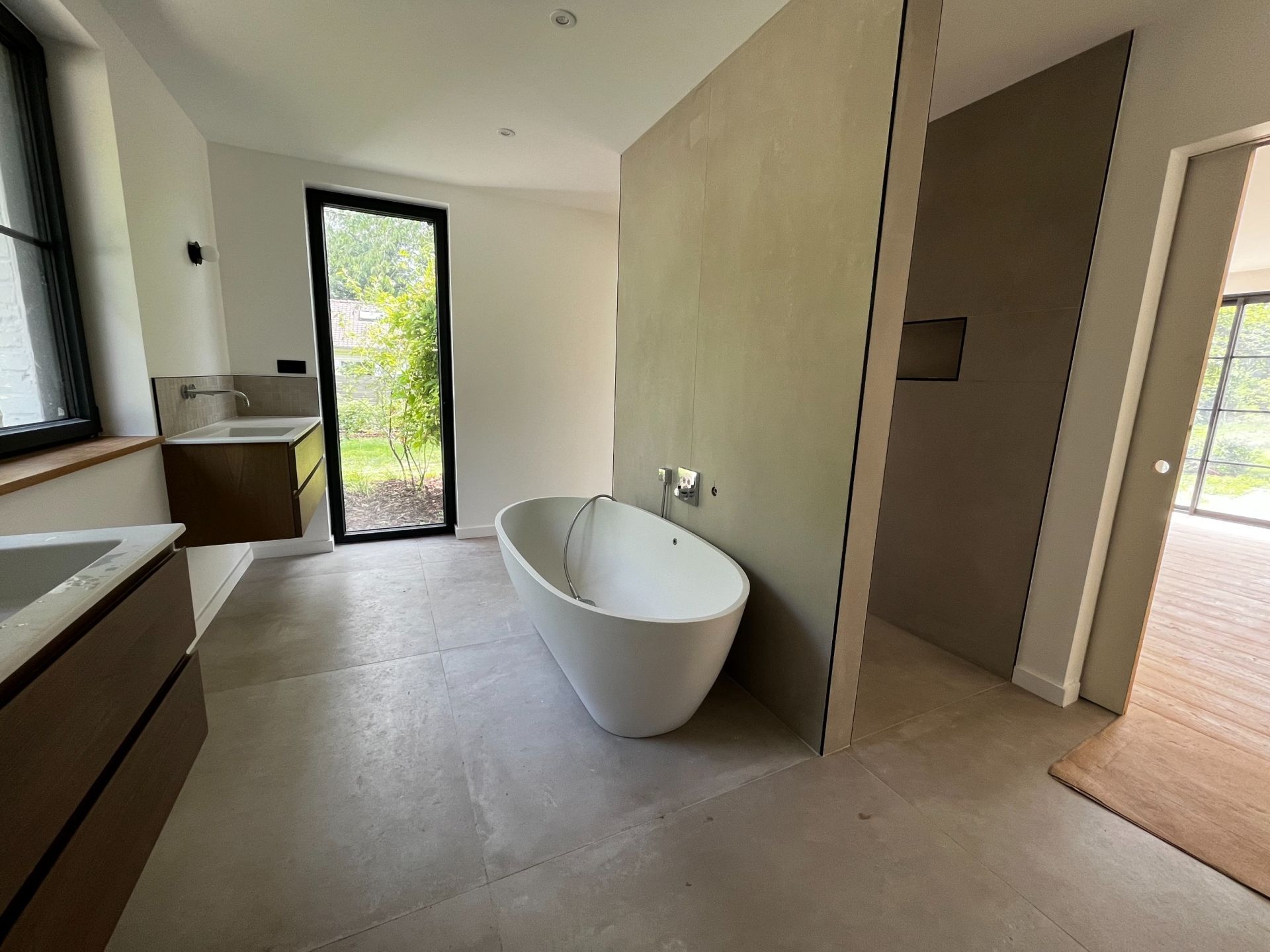 architect's house 8 Rooms for rent on CROIX (59170)