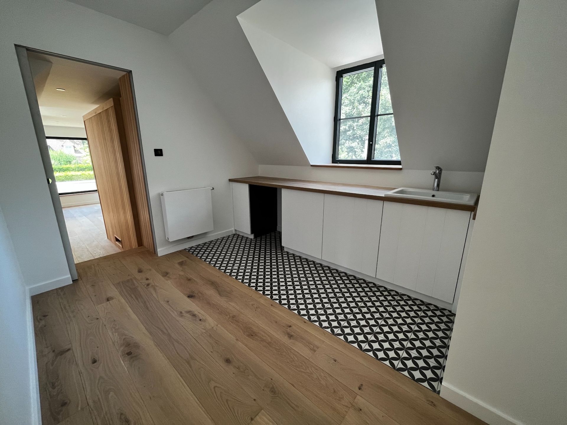 architect's house 8 Rooms for rent on CROIX (59170)