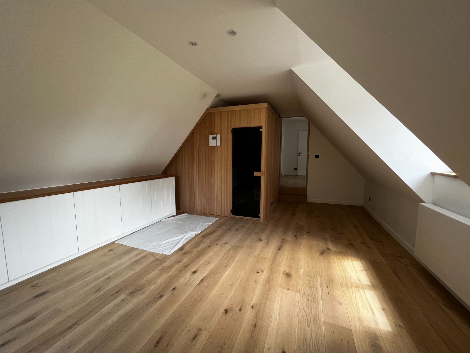 architect's house 8 Rooms for rent on CROIX (59170)