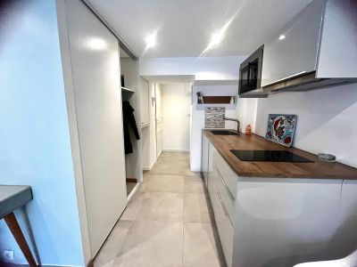 Rental Luxury apartment Lille 1&nbsp;room 22&nbsp;m²