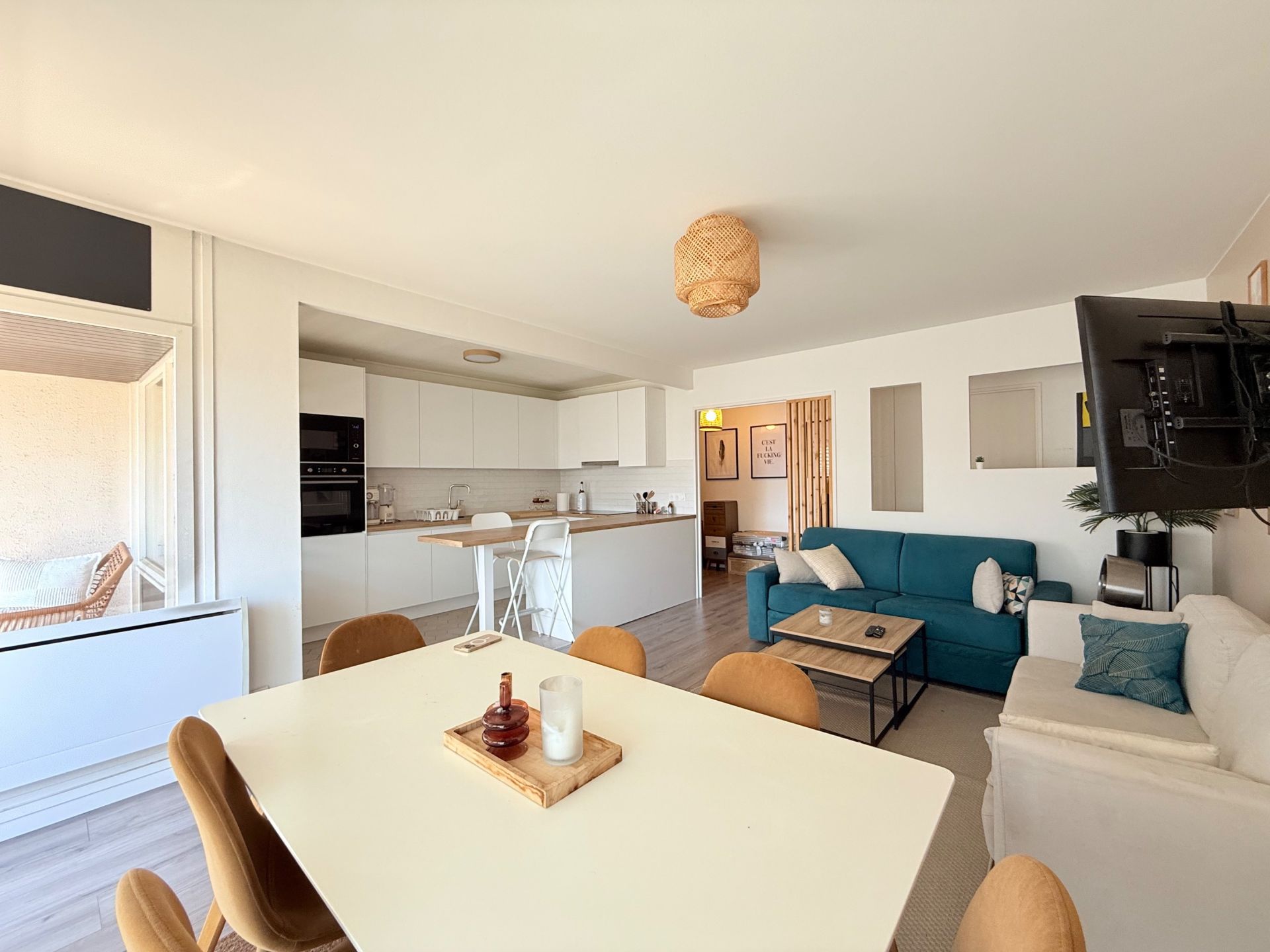 luxury apartment 3 Rooms for sale on LA MADELEINE (59110)