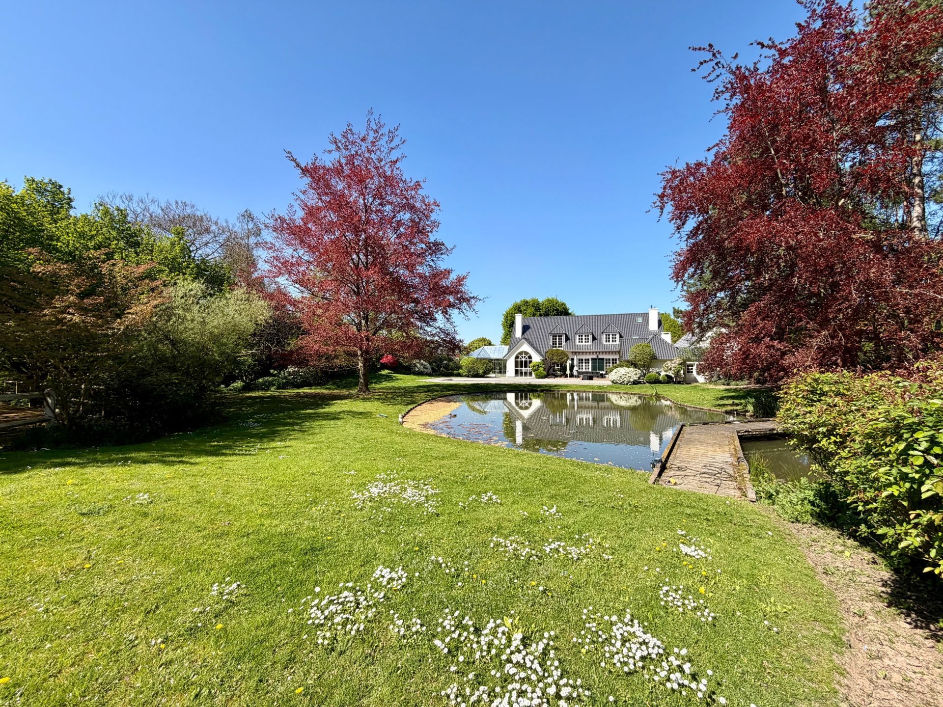 maison de luxe 15 Pièces en vente sur MERIGNIES (59710)