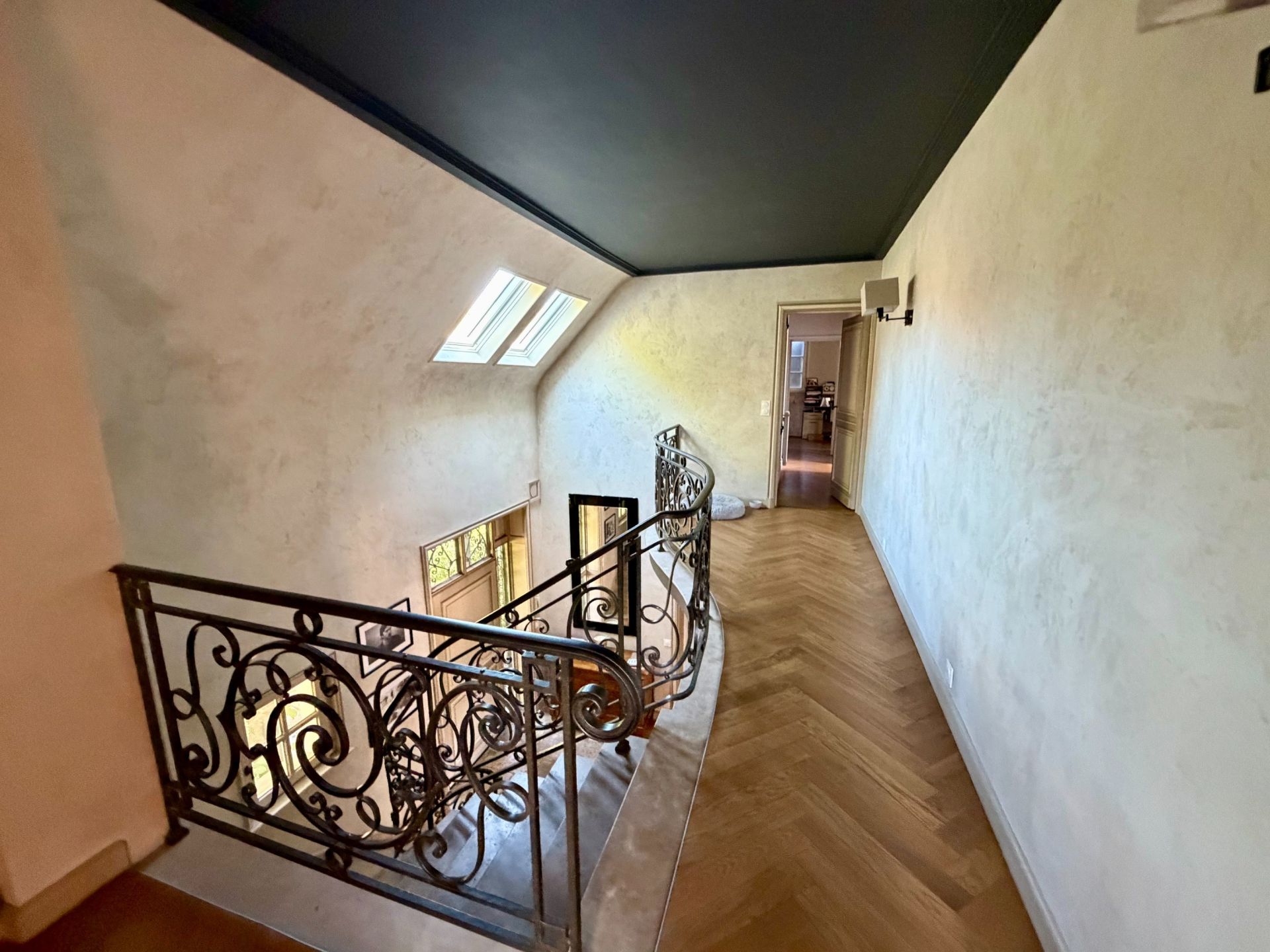 maison de luxe 15 Pièces en vente sur MERIGNIES (59710)