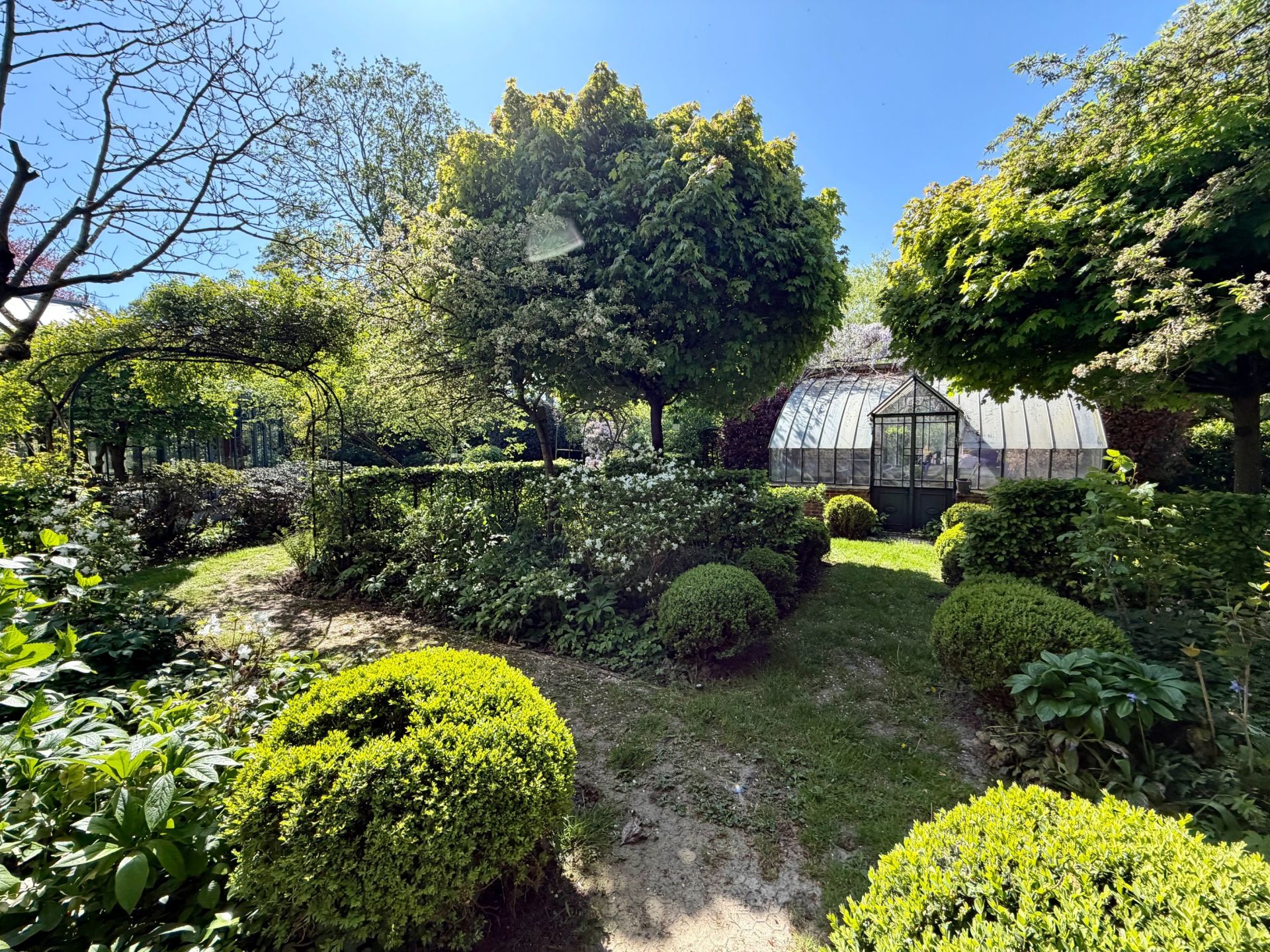 maison de luxe 15 Pièces en vente sur MERIGNIES (59710)