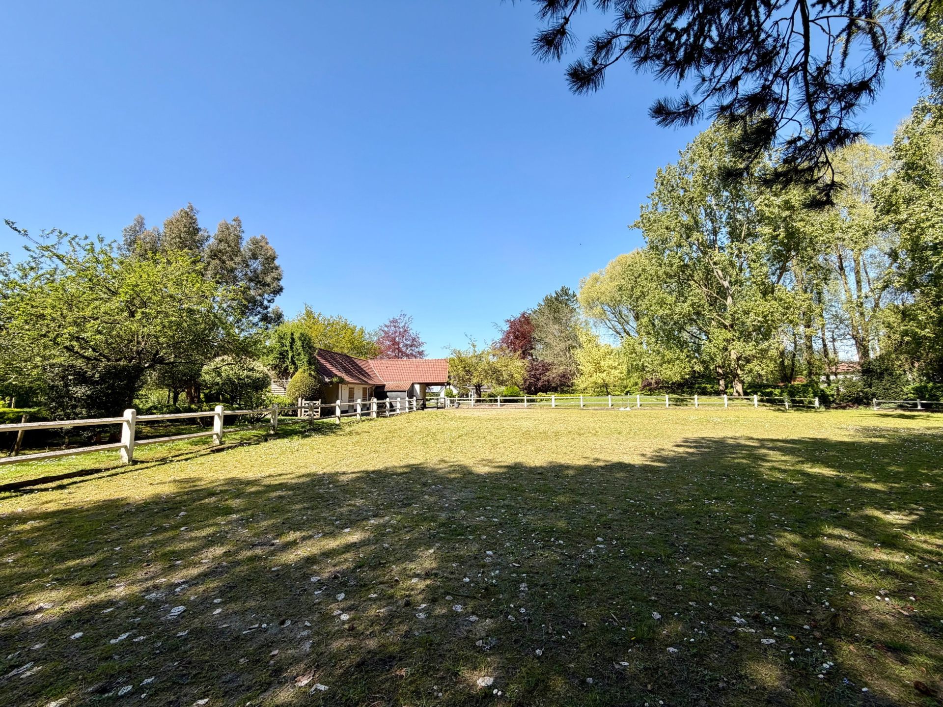 maison de luxe 15 Pièces en vente sur MERIGNIES (59710)