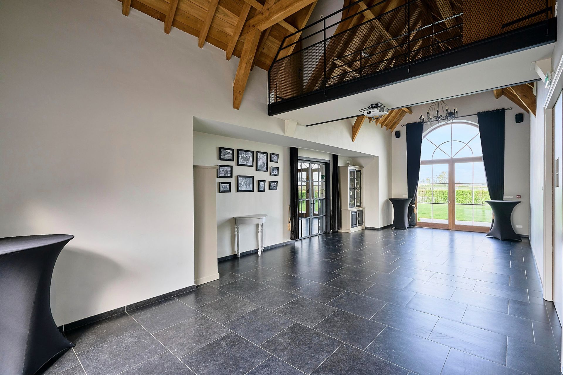 maison de luxe 20 Pièces en vente sur MERRIS (59270)