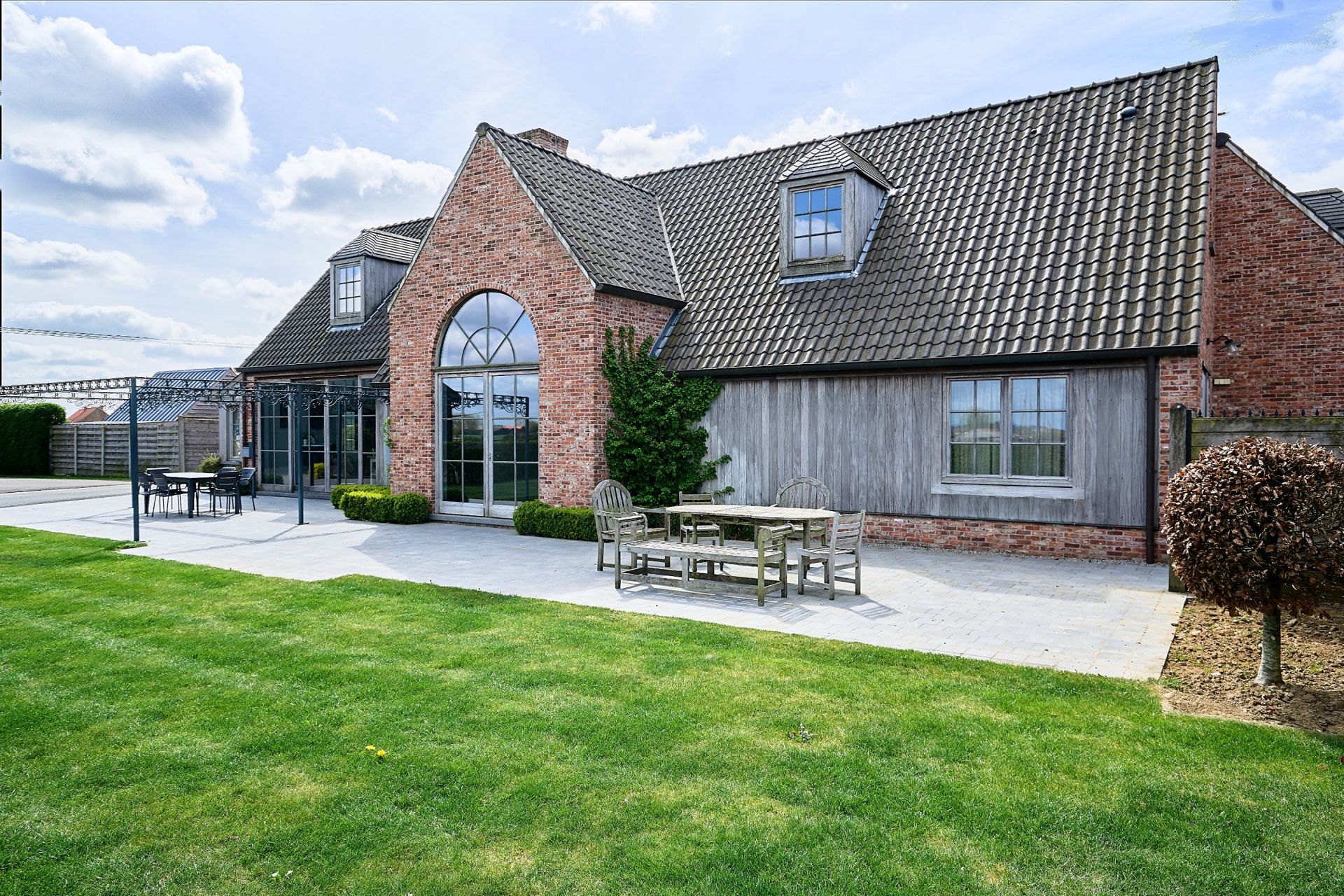 maison de luxe 20 Pièces en vente sur MERRIS (59270)