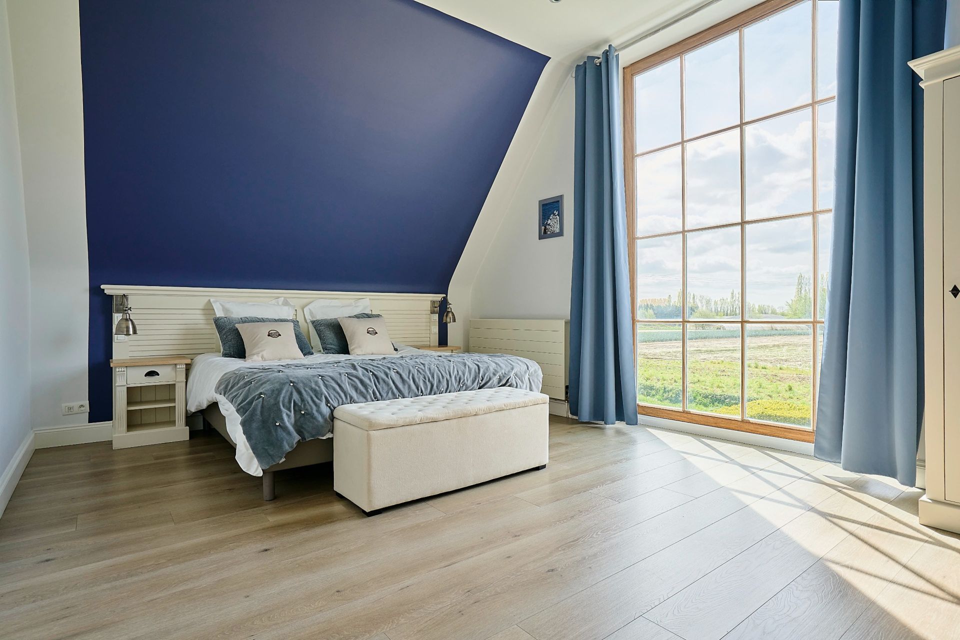 luxury house 20 Rooms for sale on MERRIS (59270)