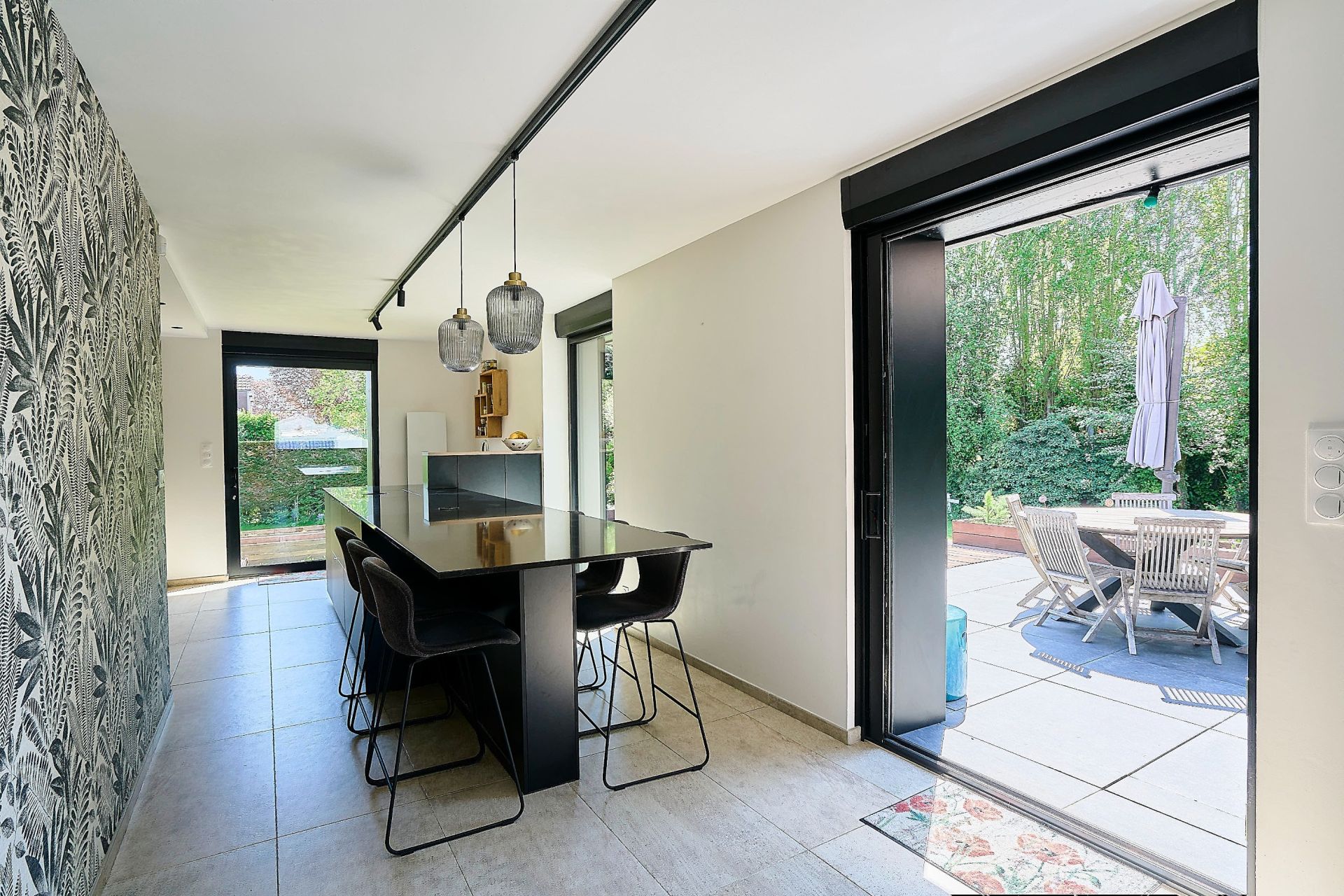 luxury house 8 Rooms for sale on MARCQ EN BAROEUL (59700)