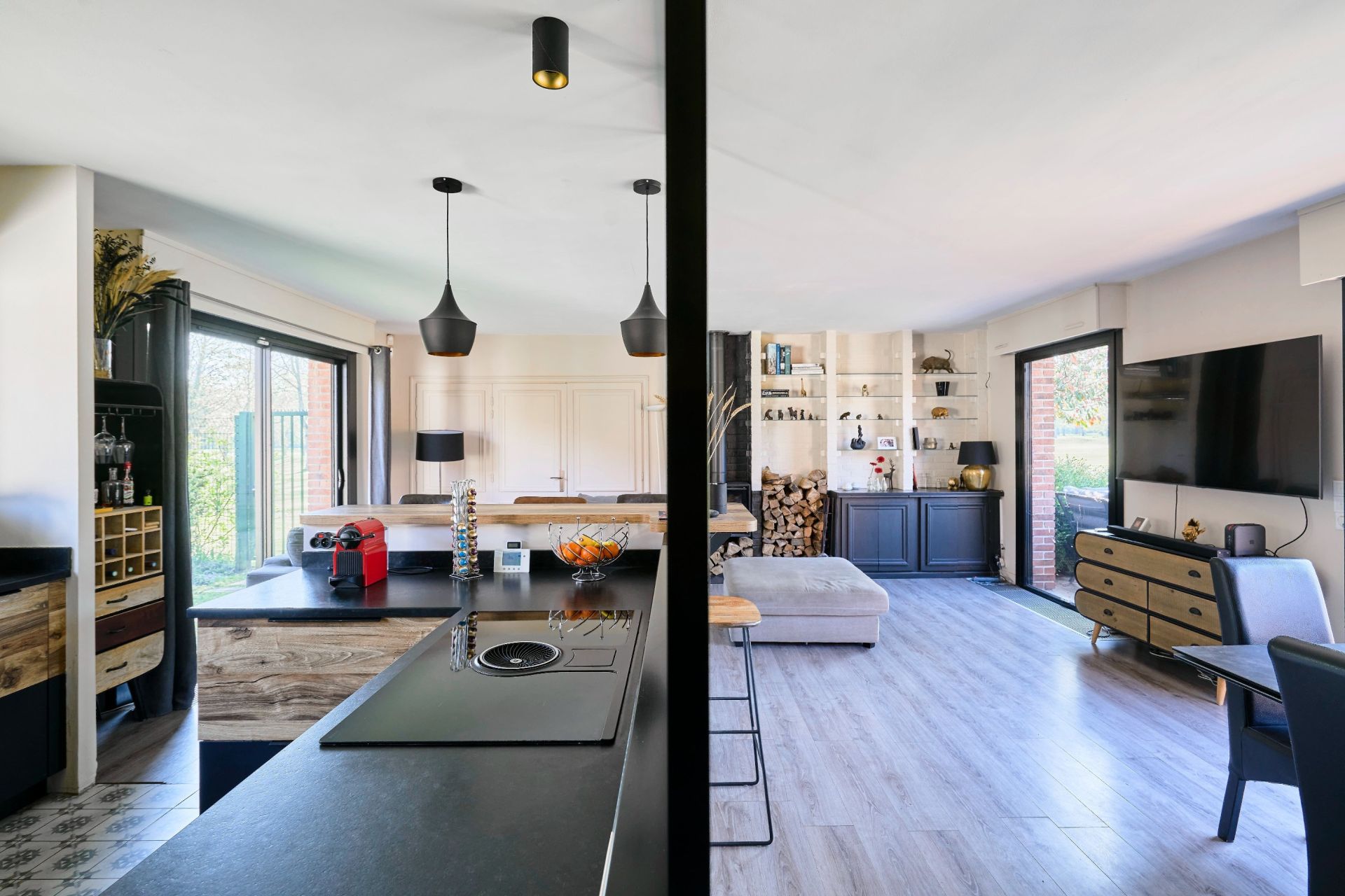 luxury house 5 Rooms for sale on WASQUEHAL (59290)