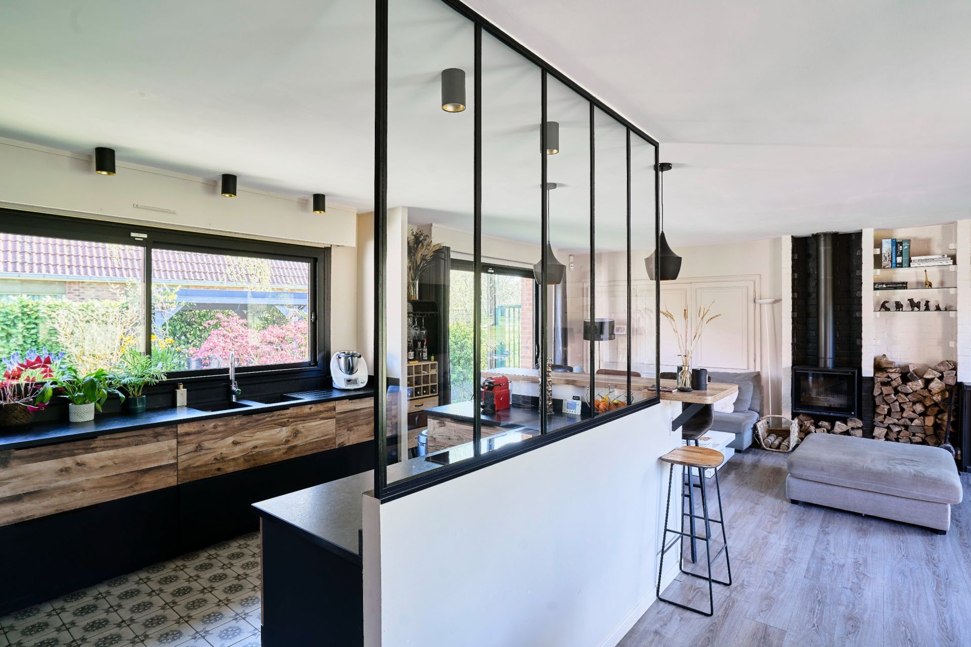 luxury house 5 Rooms for sale on WASQUEHAL (59290)