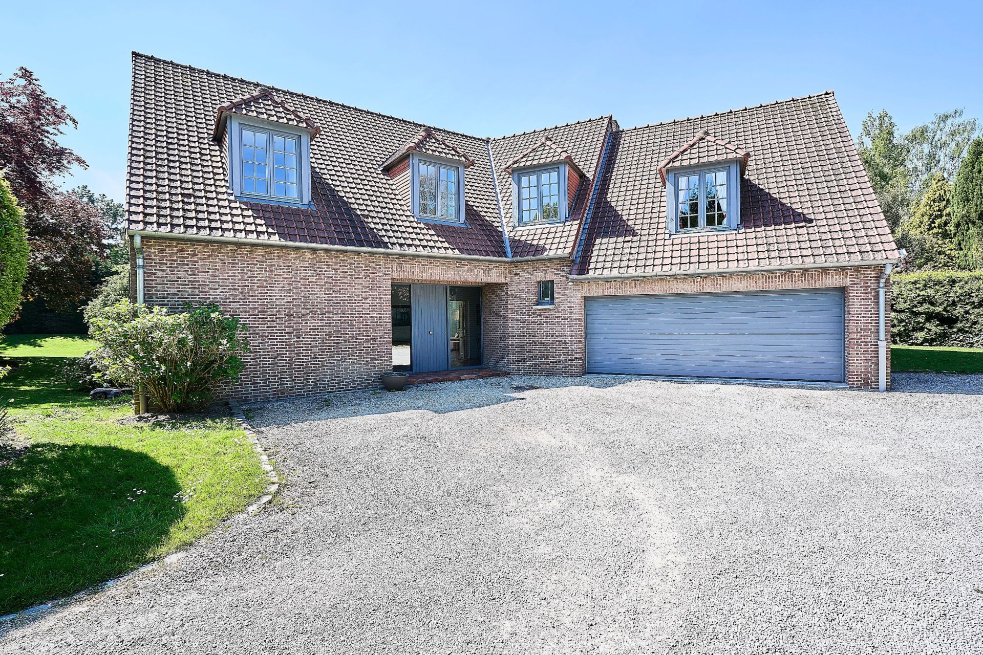 luxury house 10 Rooms for sale on MOUVAUX (59420)