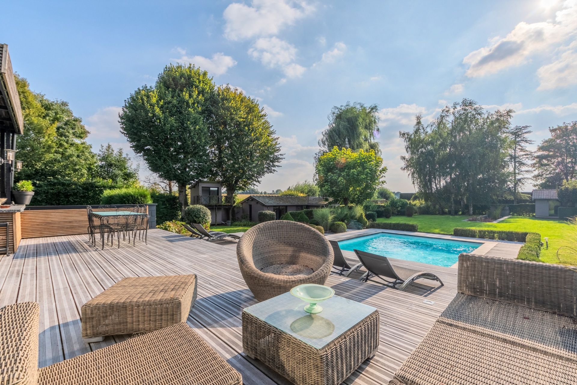 luxury house 12 Rooms for sale on DEULEMONT (59890)
