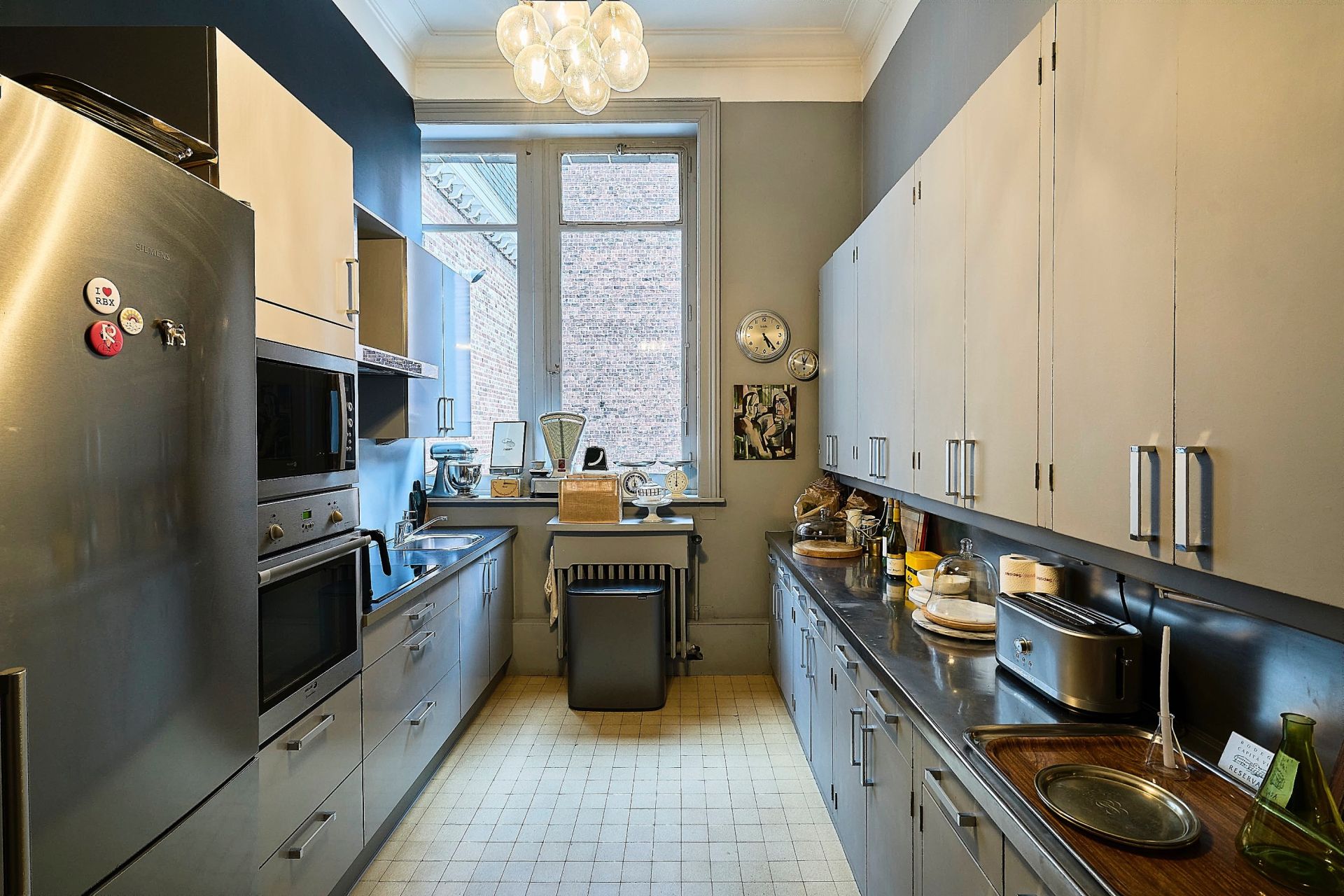 luxury apartment 6 Rooms for sale on ROUBAIX (59100)