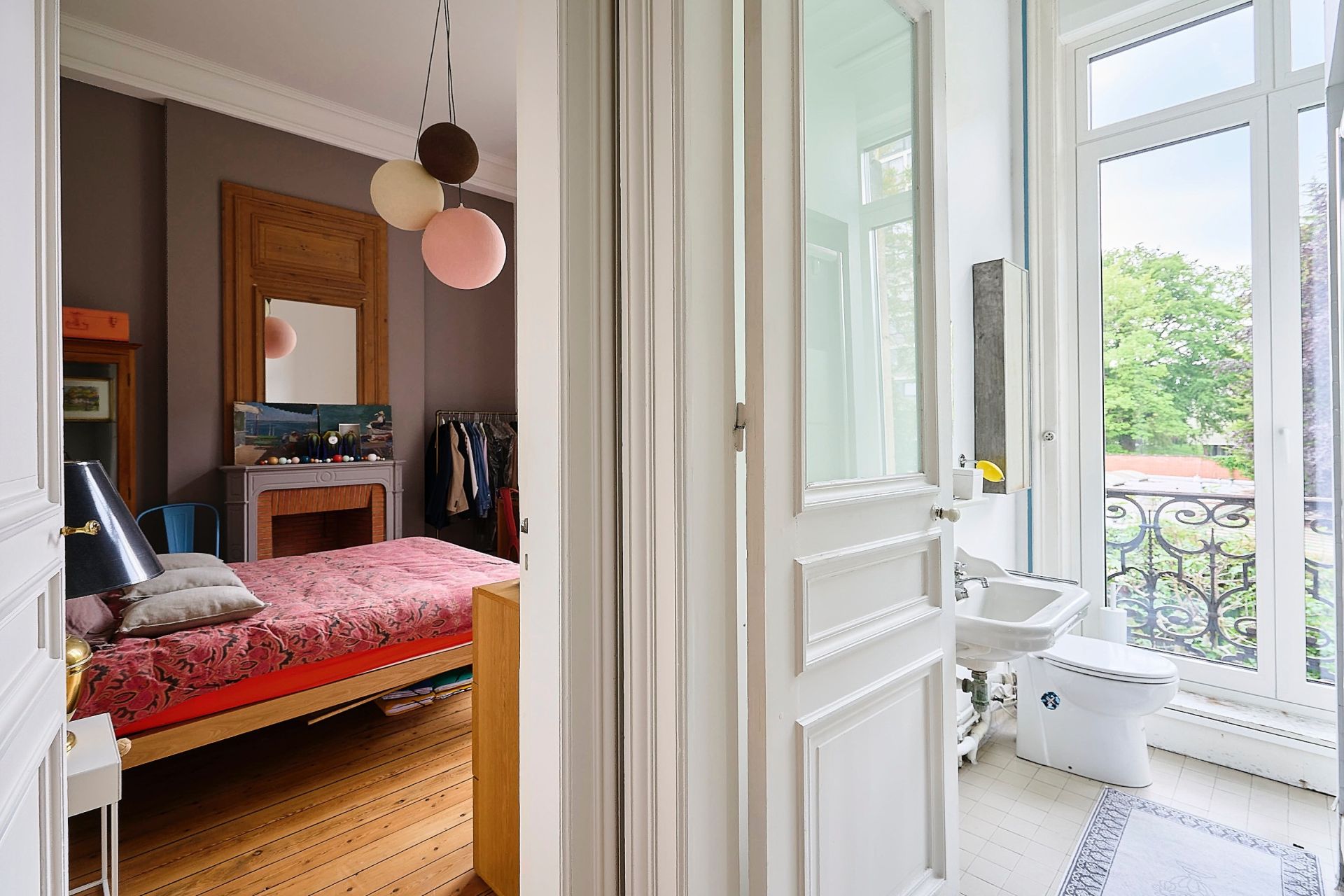 luxury apartment 6 Rooms for sale on ROUBAIX (59100)