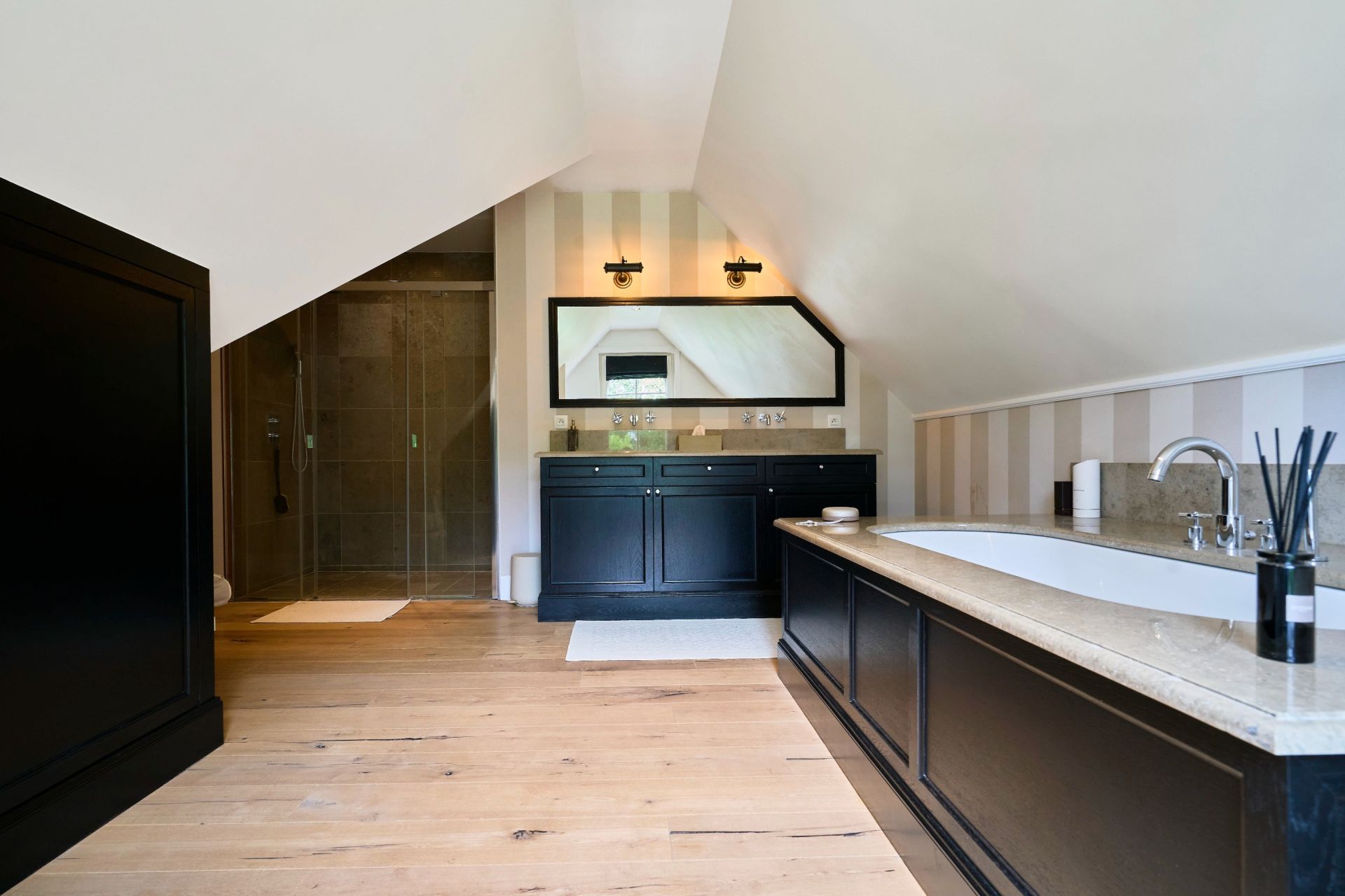 maison de luxe 8 Pièces en vente sur MOUVAUX (59420)