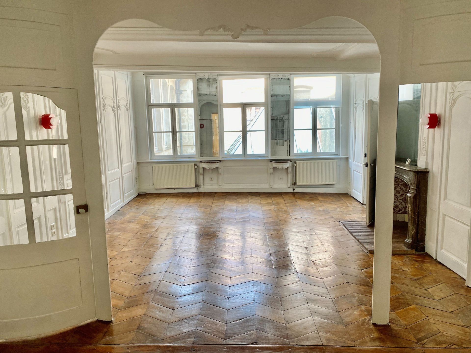 luxury apartment 5 Rooms for rent on LILLE (59800)