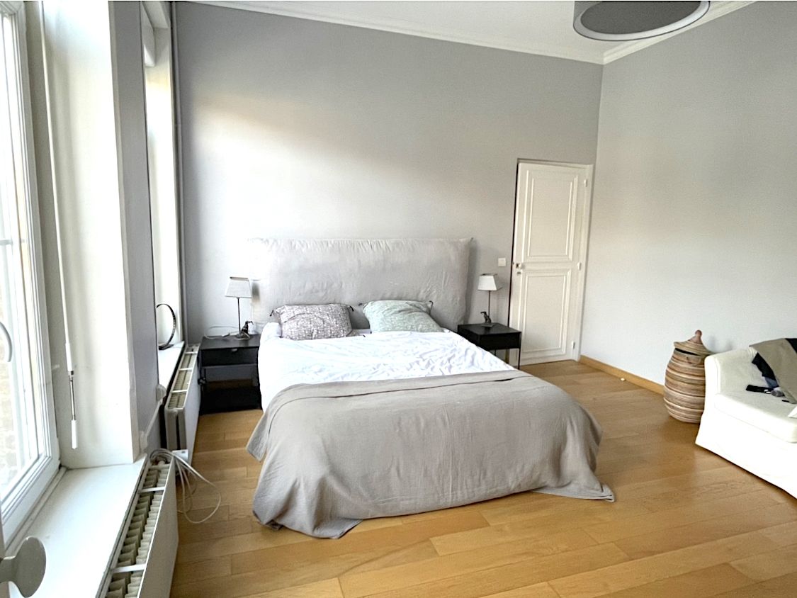 luxury apartment 6 Rooms for rent on LILLE (59000)