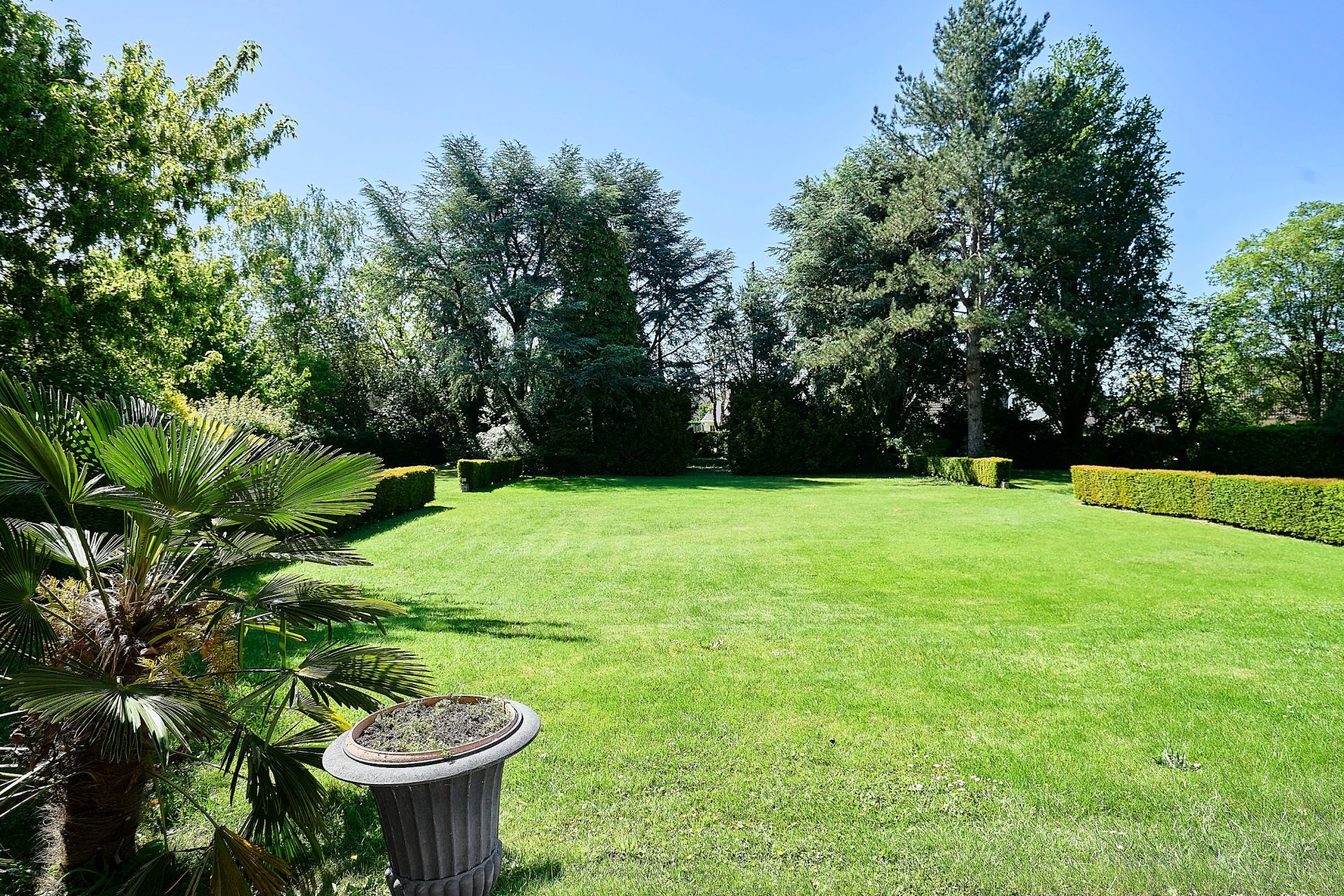 luxury house 20 Rooms for sale on LA CHAPELLE D ARMENTIERES (59930)