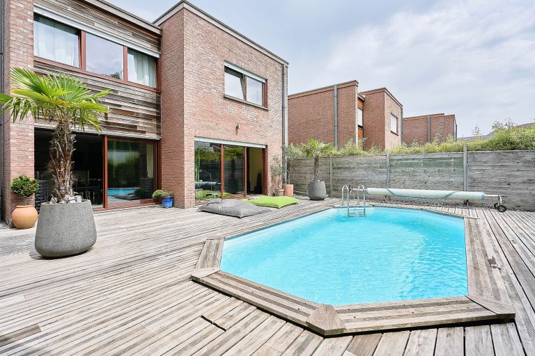 luxury house 5 Rooms for sale on MARCQ EN BAROEUL (59700)