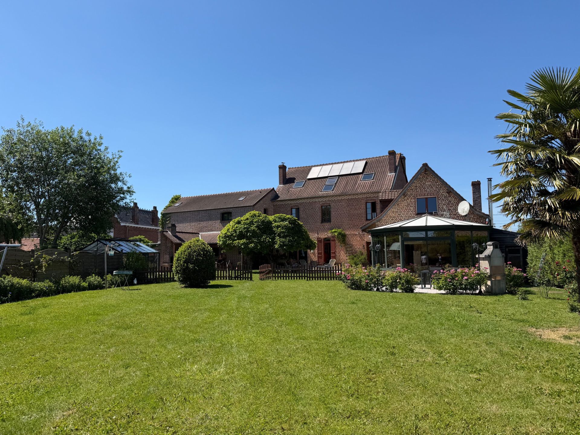 luxury house 15 Rooms for sale on LA COUTURE (62136)