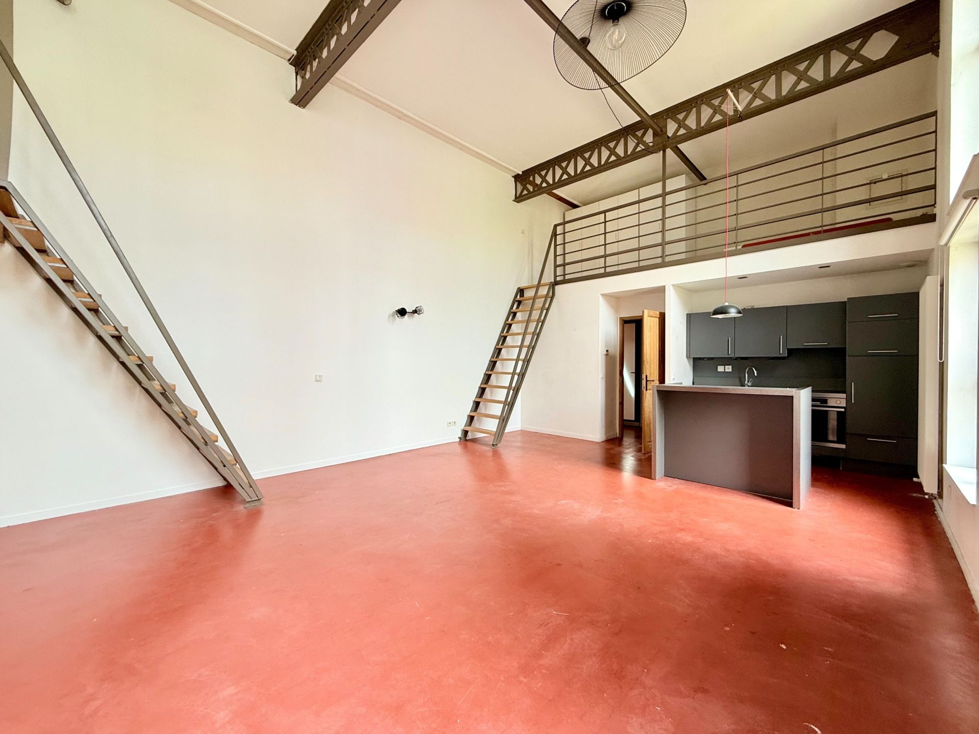 luxury apartment 3 Rooms for sale on LILLE (59800)