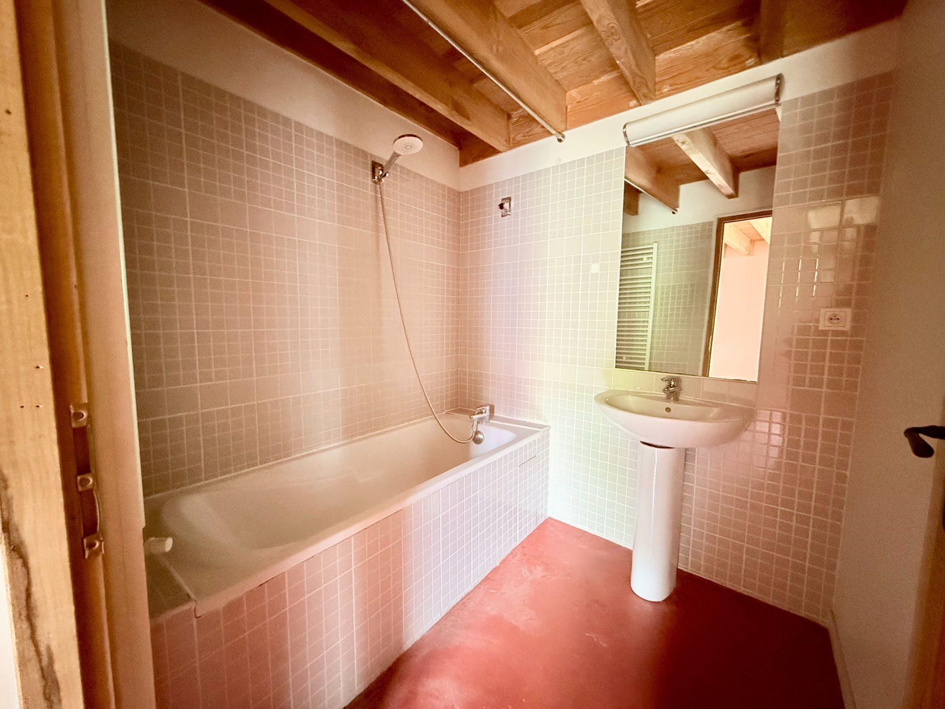 luxury apartment 3 Rooms for sale on LILLE (59800)