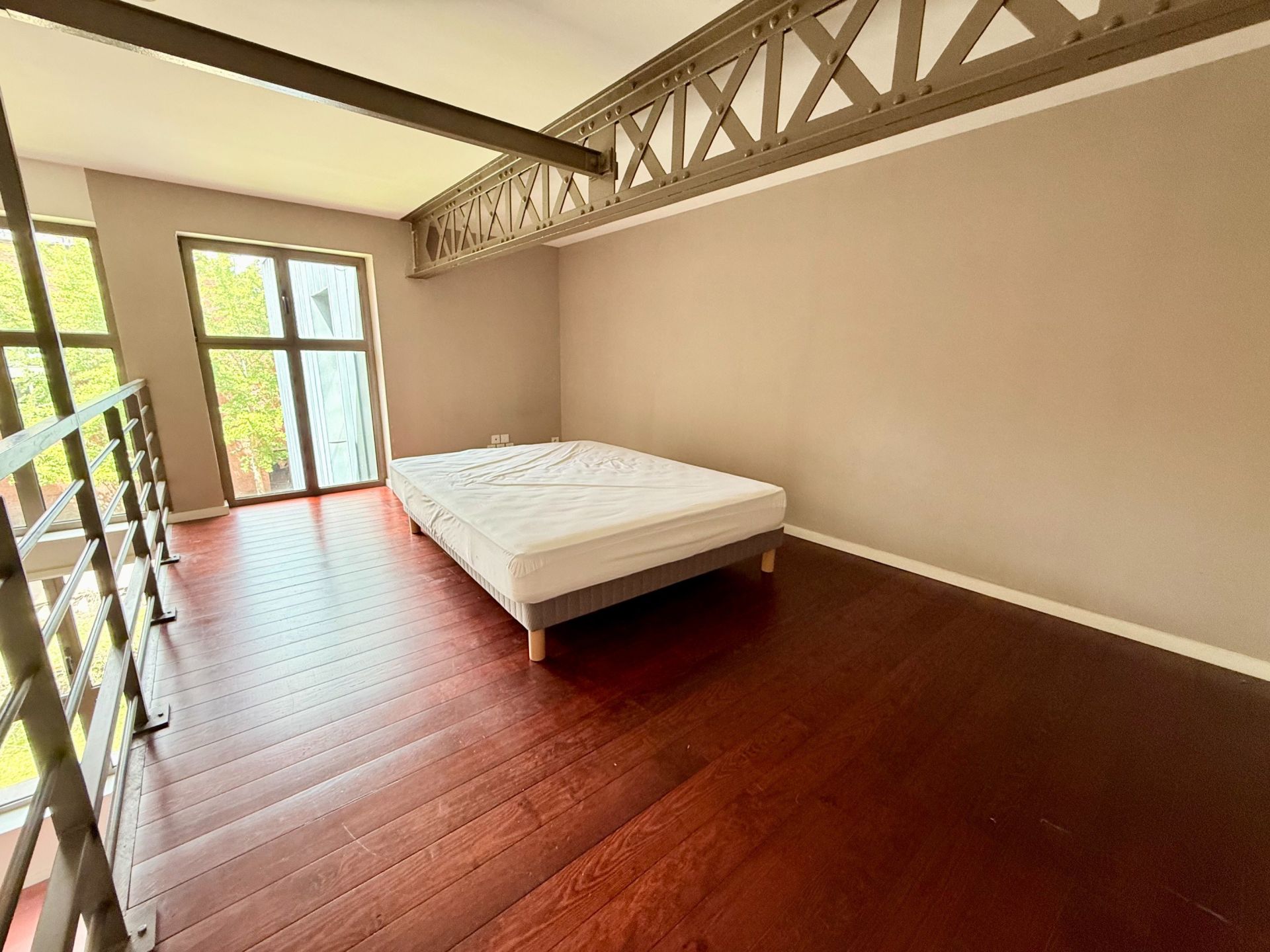 luxury apartment 3 Rooms for sale on LILLE (59800)