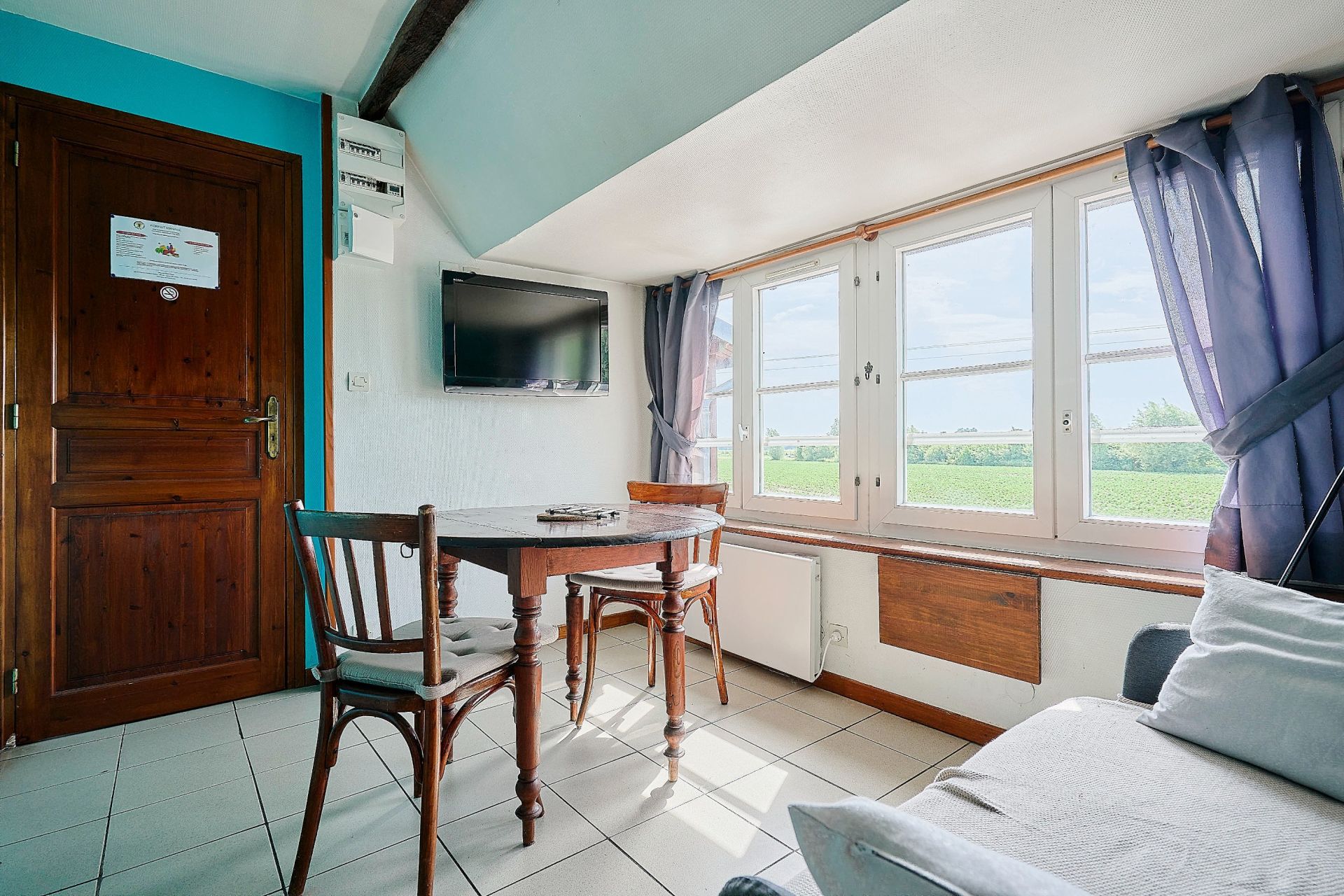 luxury house 15 Rooms for sale on COMINES (59560)